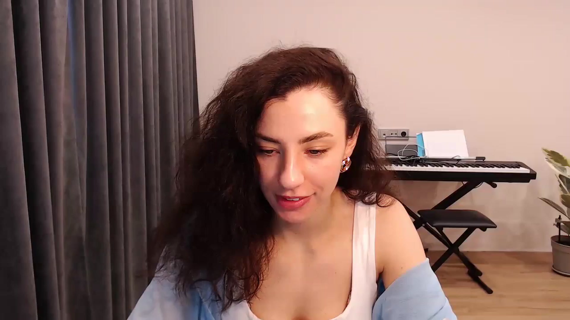 Gallery image thumbnail from Millla_Mi's myfreecams stream on, 03/17/2024, 08:01 image 18 of 20