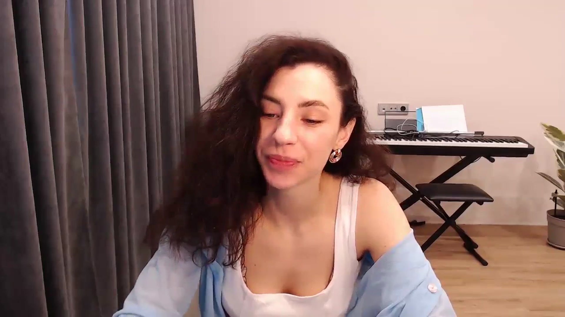 Gallery image thumbnail from Millla_Mi's myfreecams stream on, 03/17/2024, 08:01 image 17 of 20