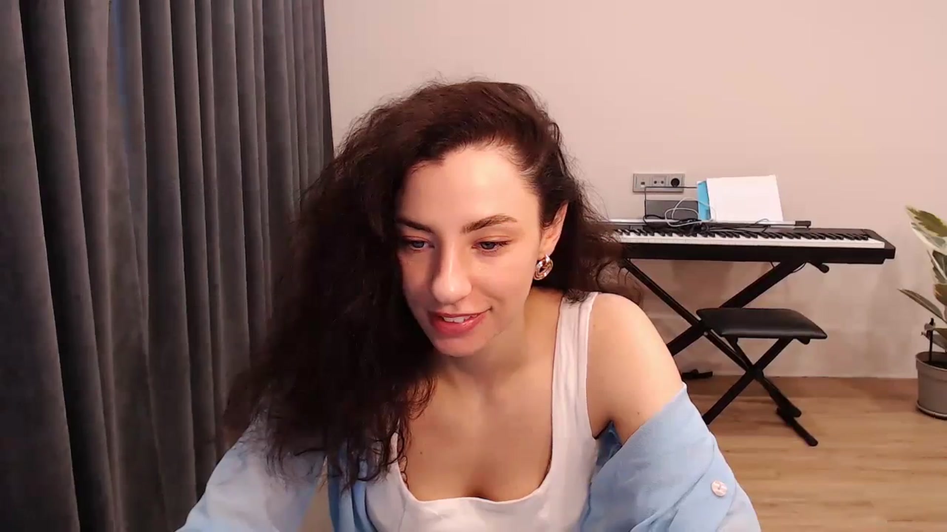 Gallery image thumbnail from Millla_Mi's myfreecams stream on, 03/17/2024, 08:01 image 14 of 20
