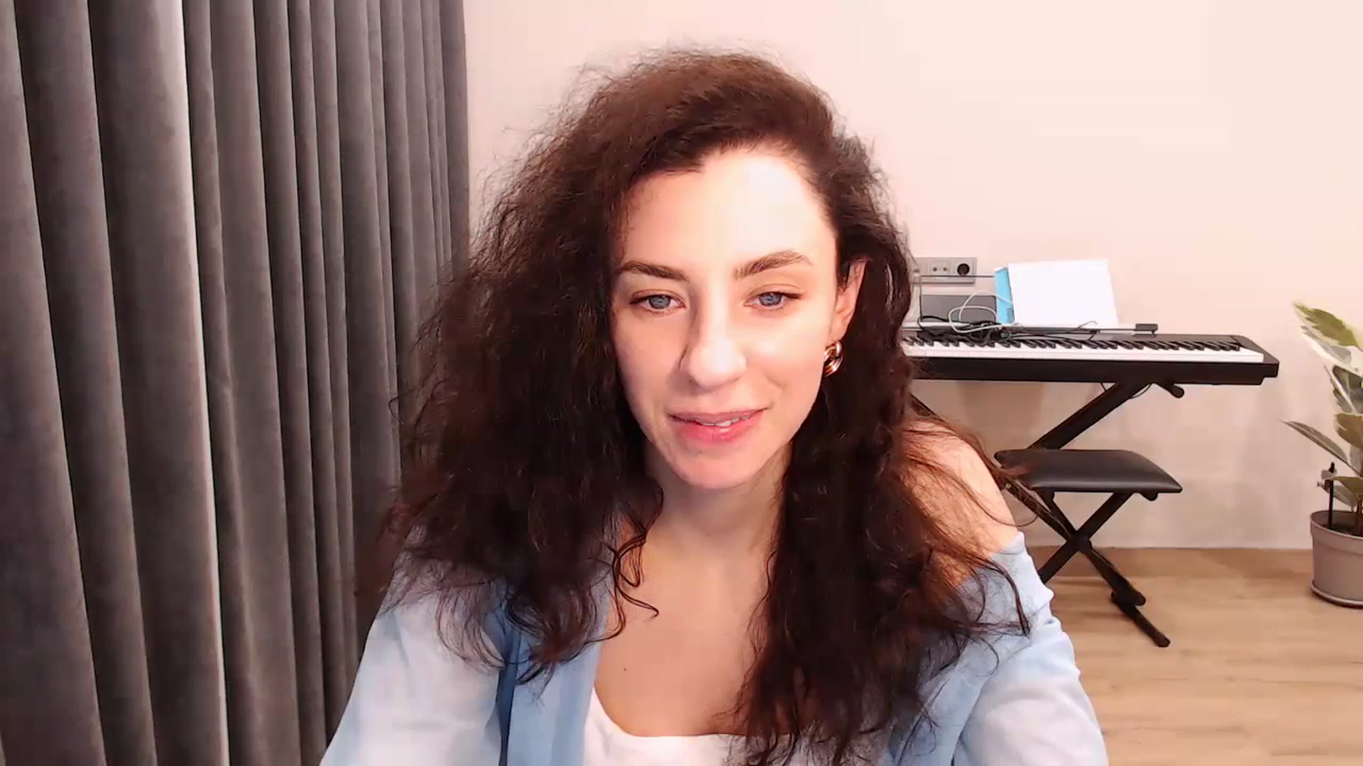 Gallery image thumbnail from Millla_Mi's myfreecams stream on, 03/17/2024, 20:12 image 5 of 20