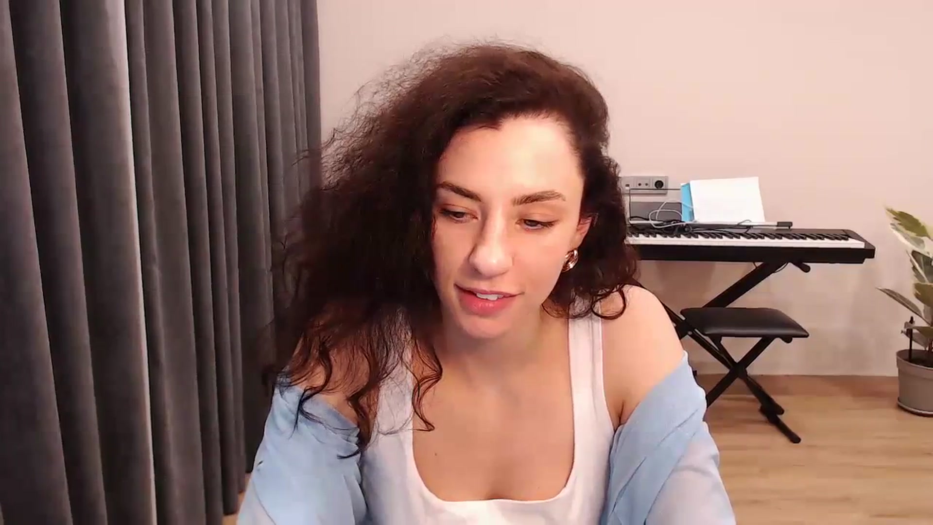 Gallery image thumbnail from Millla_Mi's myfreecams stream on, 03/17/2024, 20:12 image 13 of 20