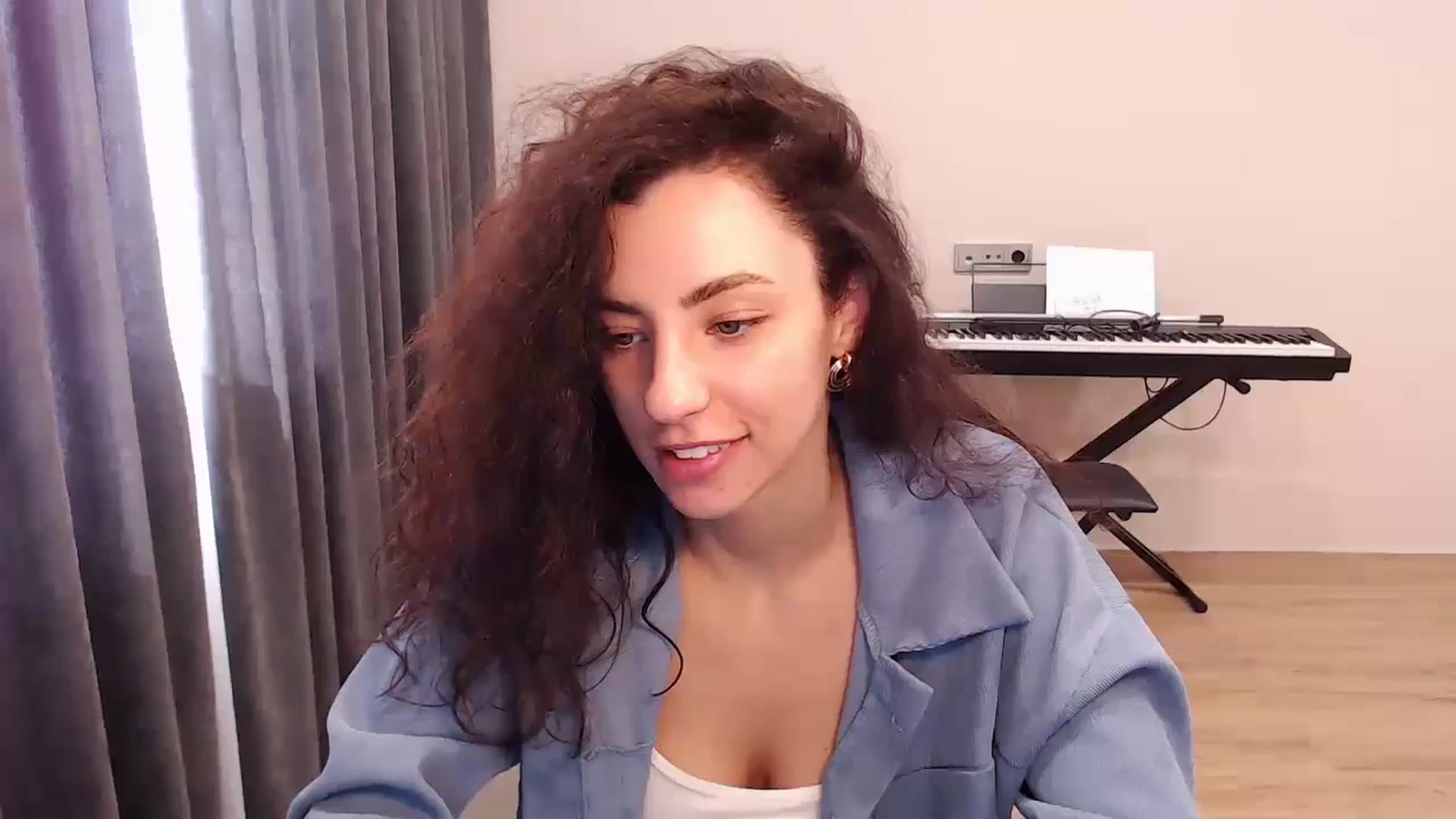 Gallery image thumbnail from Millla_Mi's myfreecams stream on, 03/24/2024, 12:44 image 19 of 20