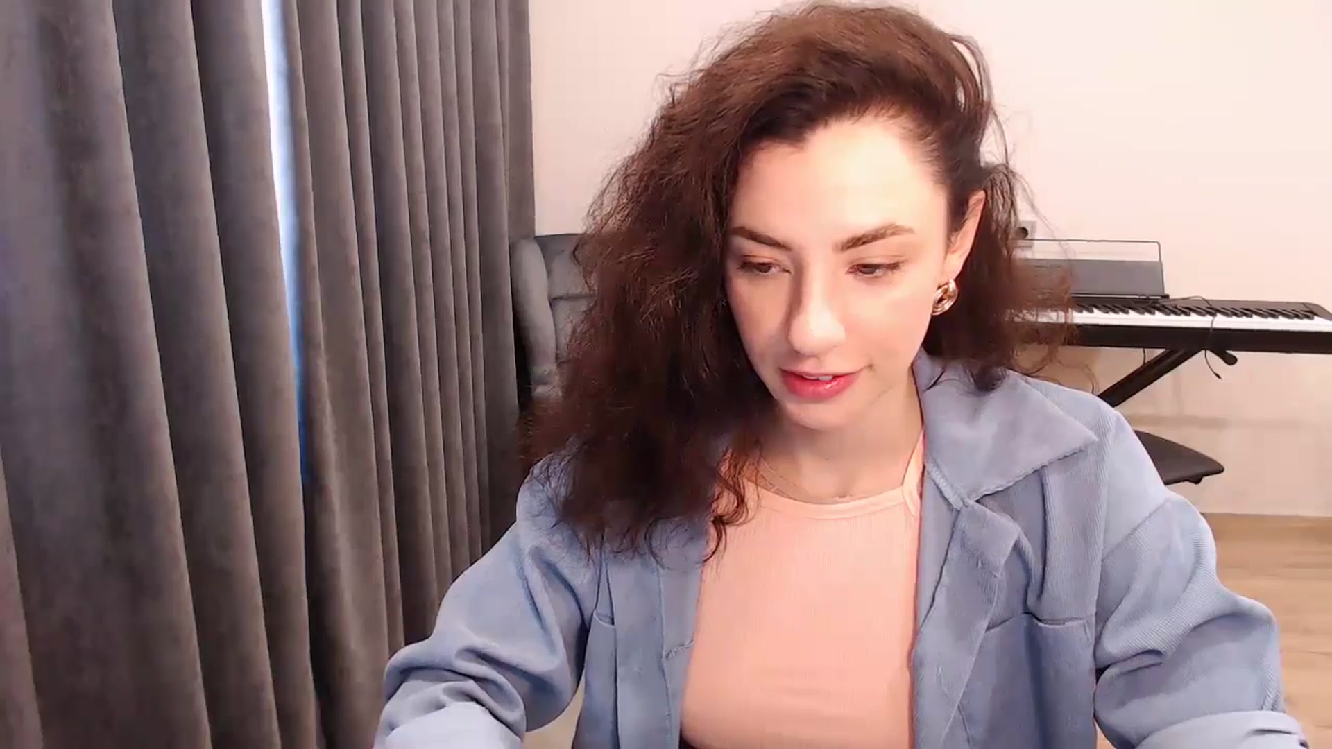 Gallery image thumbnail from Millla_Mi's myfreecams stream on, 05/04/2024, 05:55 image 11 of 20