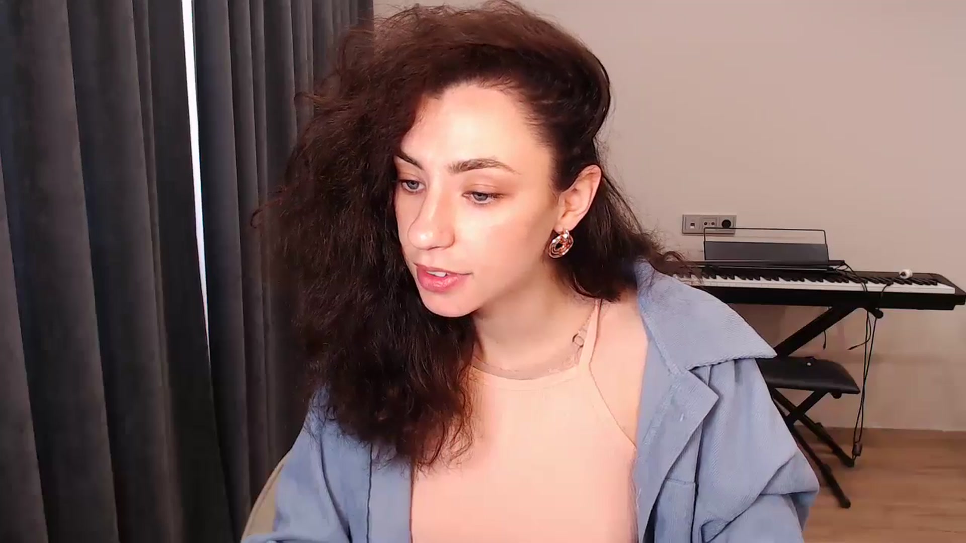 Gallery image thumbnail from Millla_Mi's myfreecams stream on, 05/07/2024, 08:05 image 12 of 20