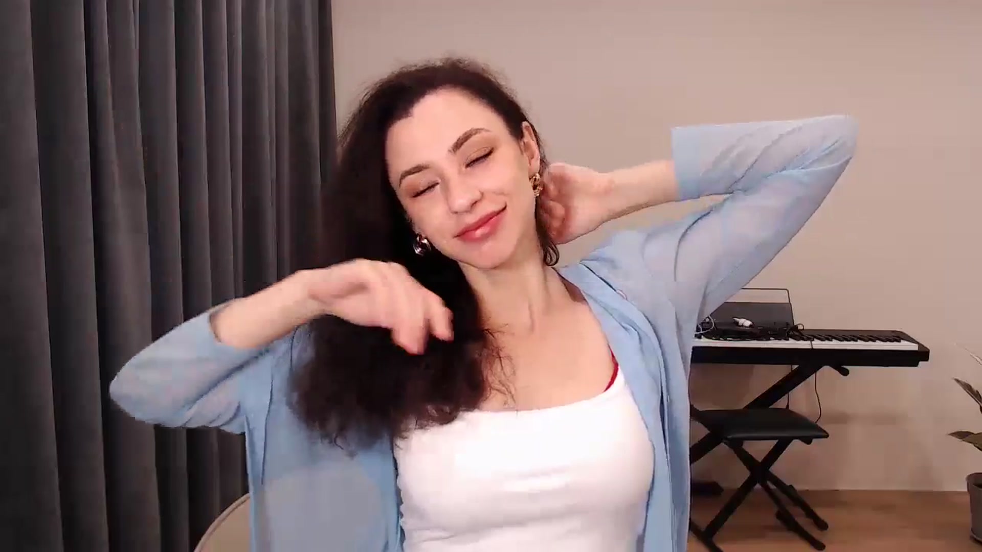 Gallery image thumbnail from Millla_Mi's myfreecams stream on, 05/11/2024, 08:27 image 13 of 20