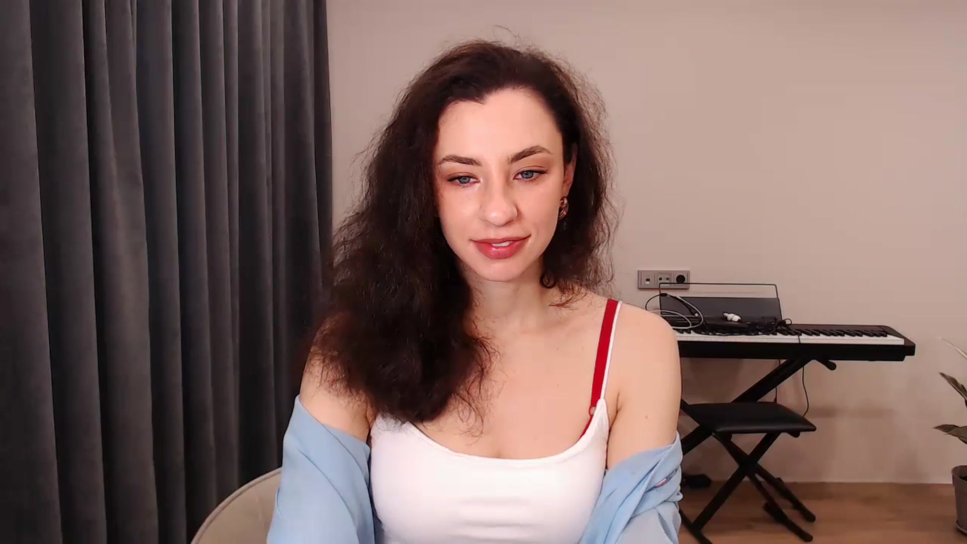 Gallery image thumbnail from Millla_Mi's myfreecams stream on, 05/11/2024, 08:27 image 10 of 20