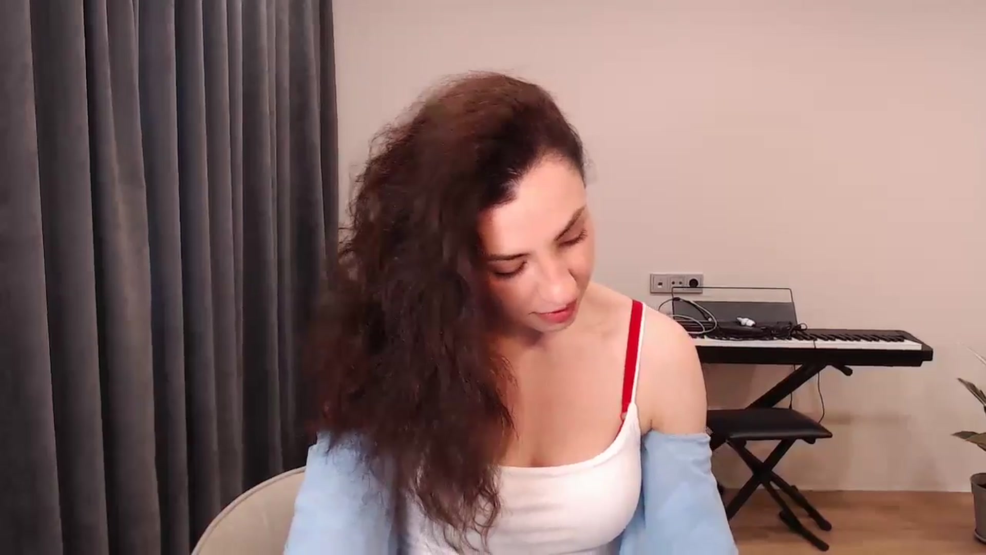 Gallery image thumbnail from Millla_Mi's myfreecams stream on, 05/11/2024, 08:27 image 15 of 20