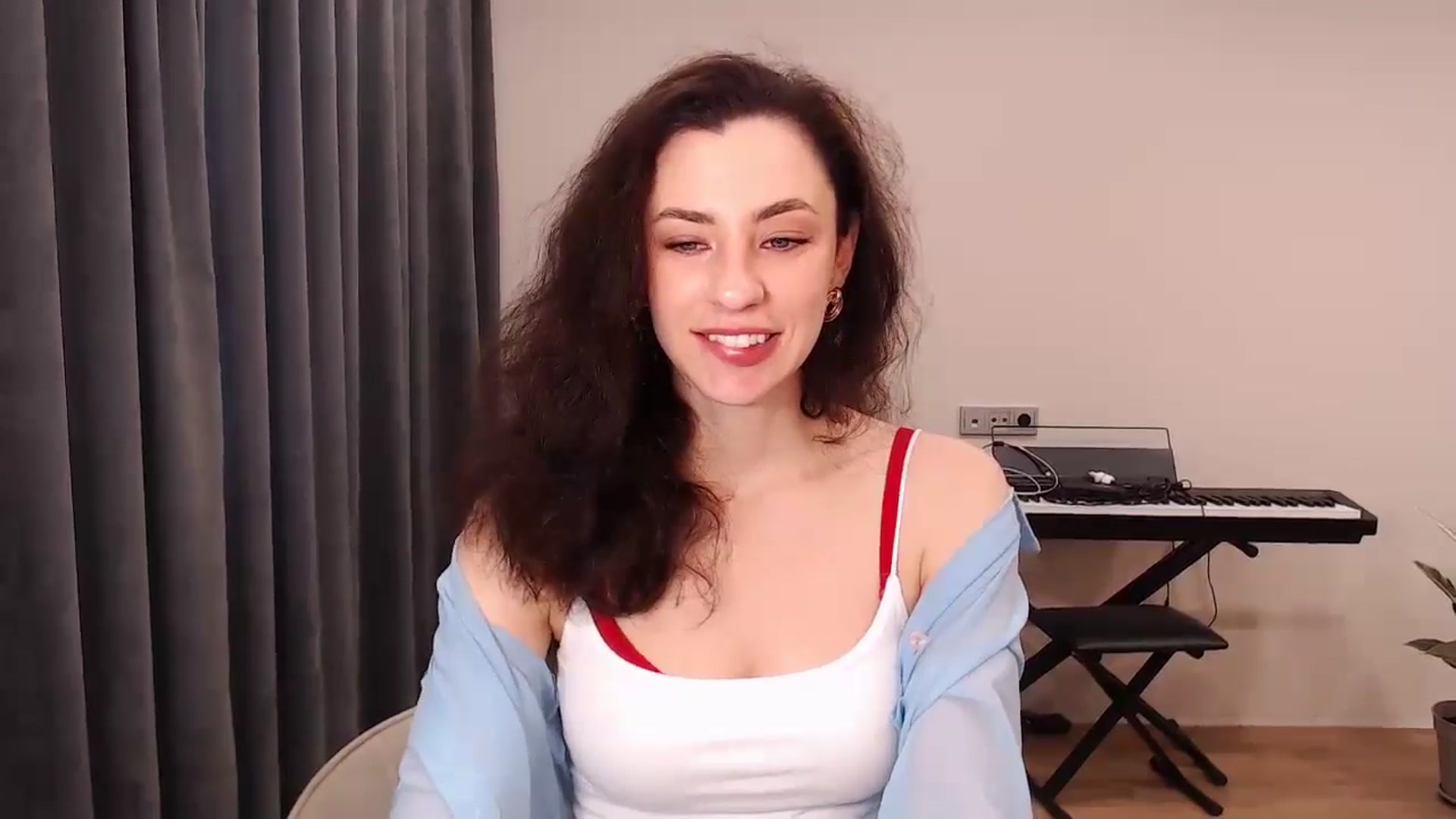 Gallery image thumbnail from Millla_Mi's myfreecams stream on, 05/11/2024, 08:27 image 7 of 20
