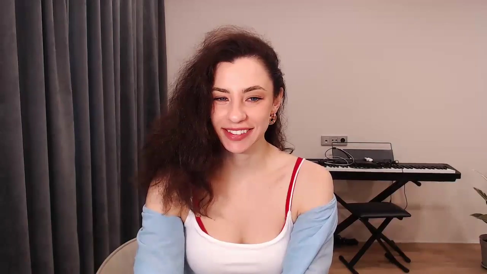 Gallery image thumbnail from Millla_Mi's myfreecams stream on, 05/11/2024, 08:27 image 14 of 20