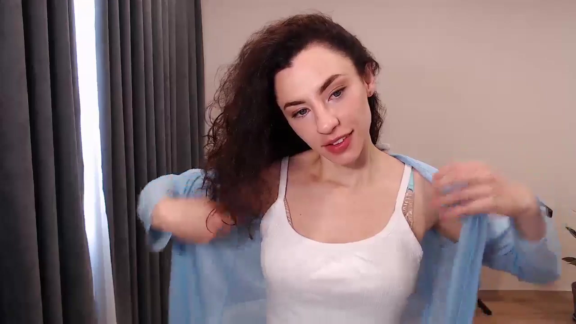 Gallery image thumbnail from Millla_Mi's myfreecams stream on, 05/21/2024, 05:02 image 2 of 20