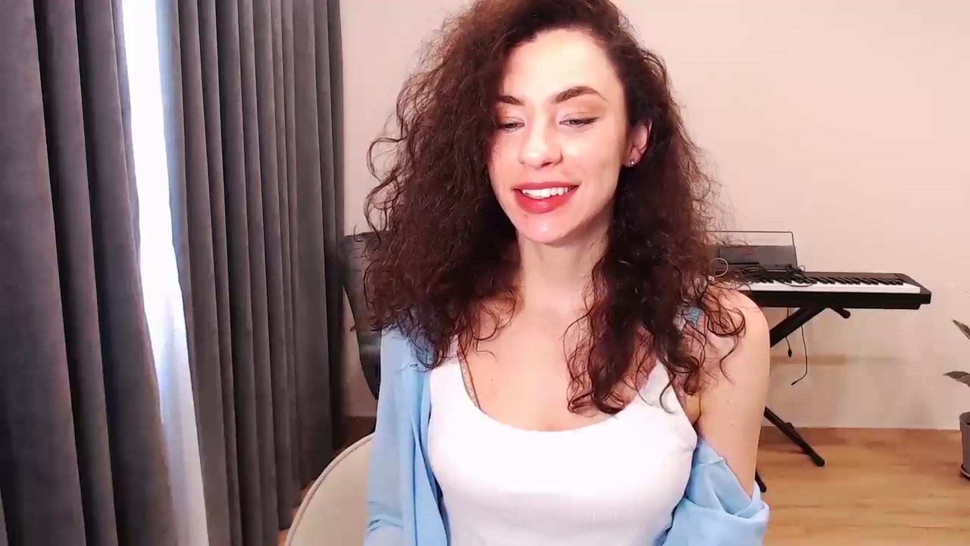 Gallery image thumbnail from Millla_Mi's myfreecams stream on, 05/21/2024, 05:02 image 18 of 20