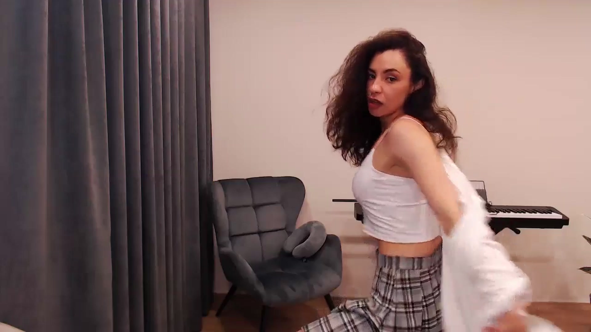 Gallery image thumbnail from Millla_Mi's myfreecams stream on, 05/24/2024, 06:16 image 2 of 20