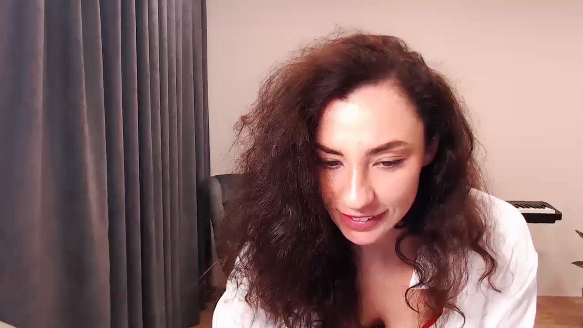 Gallery image thumbnail from Millla_Mi's myfreecams stream on, 05/24/2024, 06:16 image 9 of 20