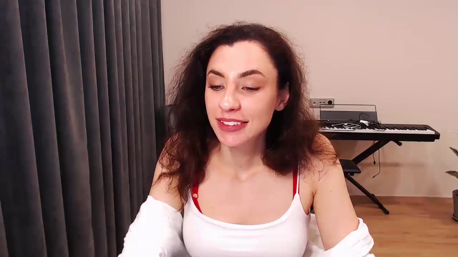 Gallery image thumbnail from Millla_Mi's myfreecams stream on, 05/24/2024, 06:47 image 9 of 20