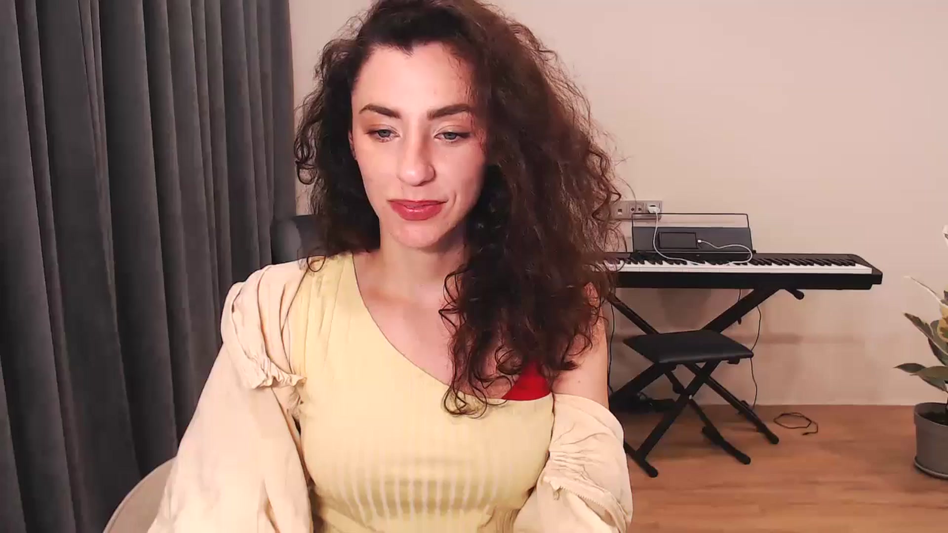 Gallery image thumbnail from Millla_Mi's myfreecams stream on, 06/01/2024, 17:43 image 18 of 20