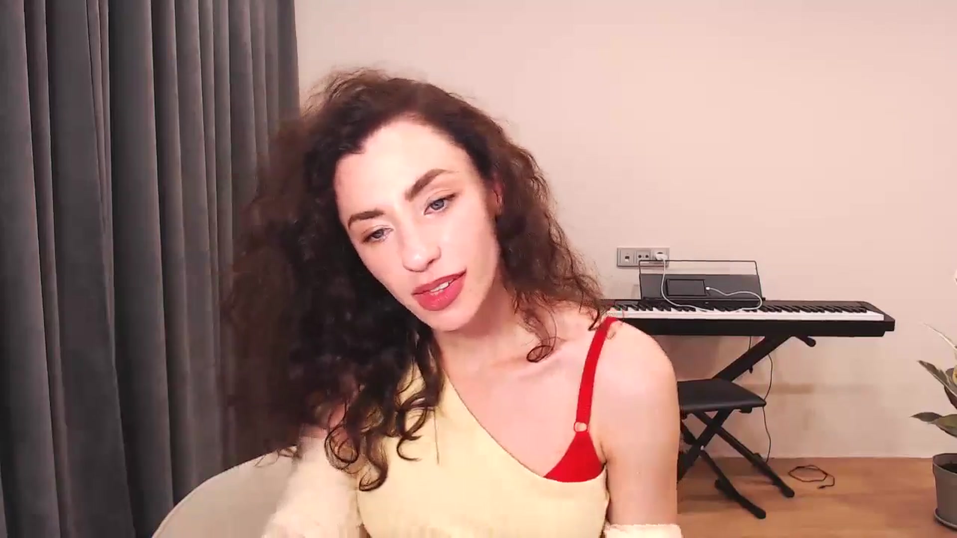 Gallery image thumbnail from Millla_Mi's myfreecams stream on, 06/01/2024, 17:43 image 9 of 20