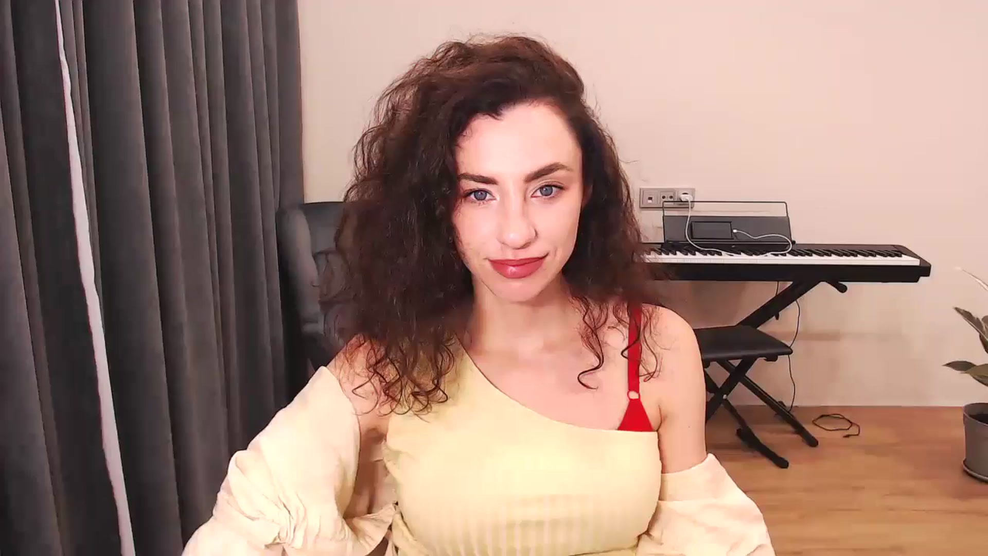 Gallery image thumbnail from Millla_Mi's myfreecams stream on, 06/01/2024, 17:43 image 1 of 20