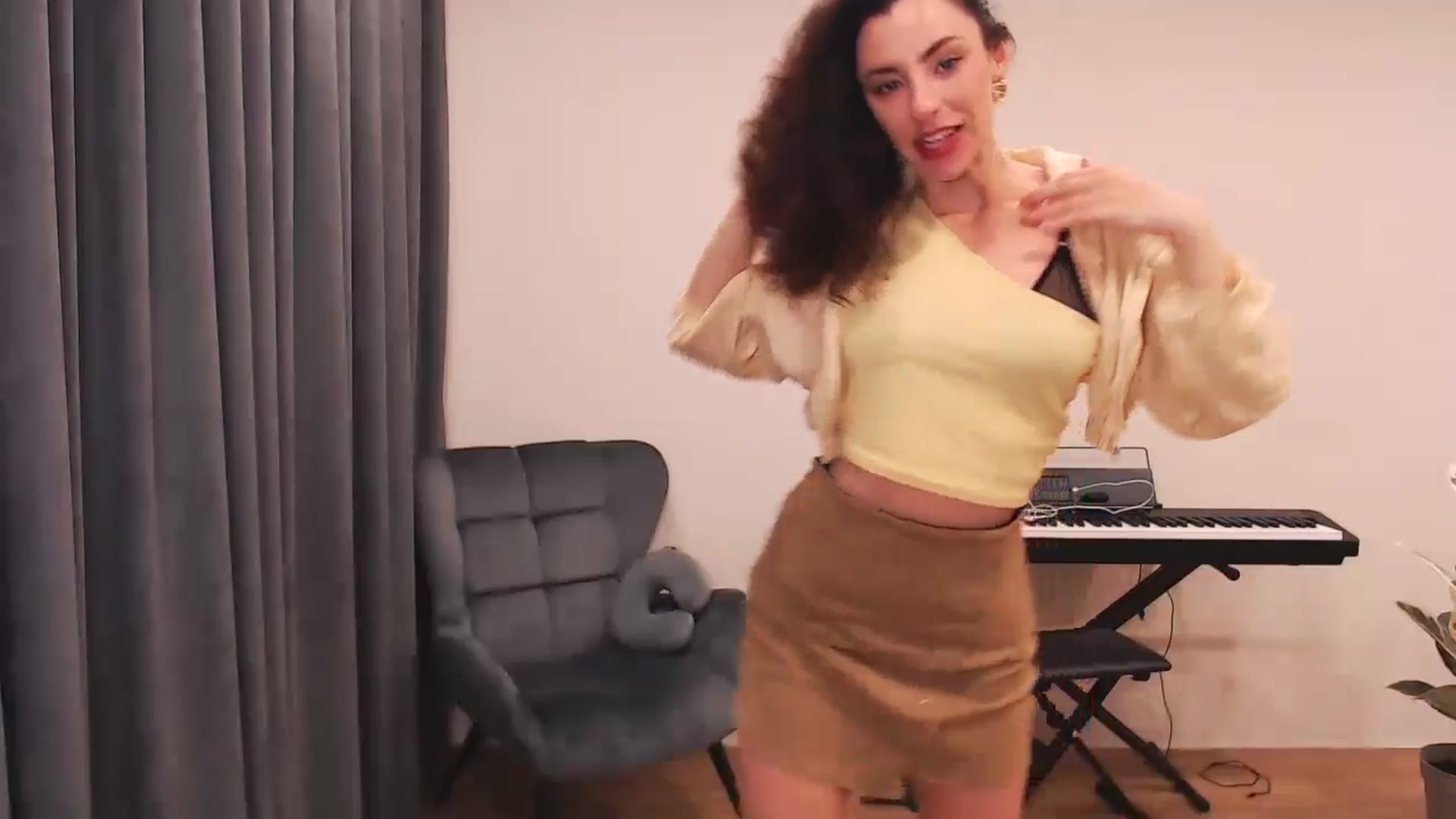 Gallery image thumbnail from Millla_Mi's myfreecams stream on, 06/02/2024, 05:51 image 11 of 20