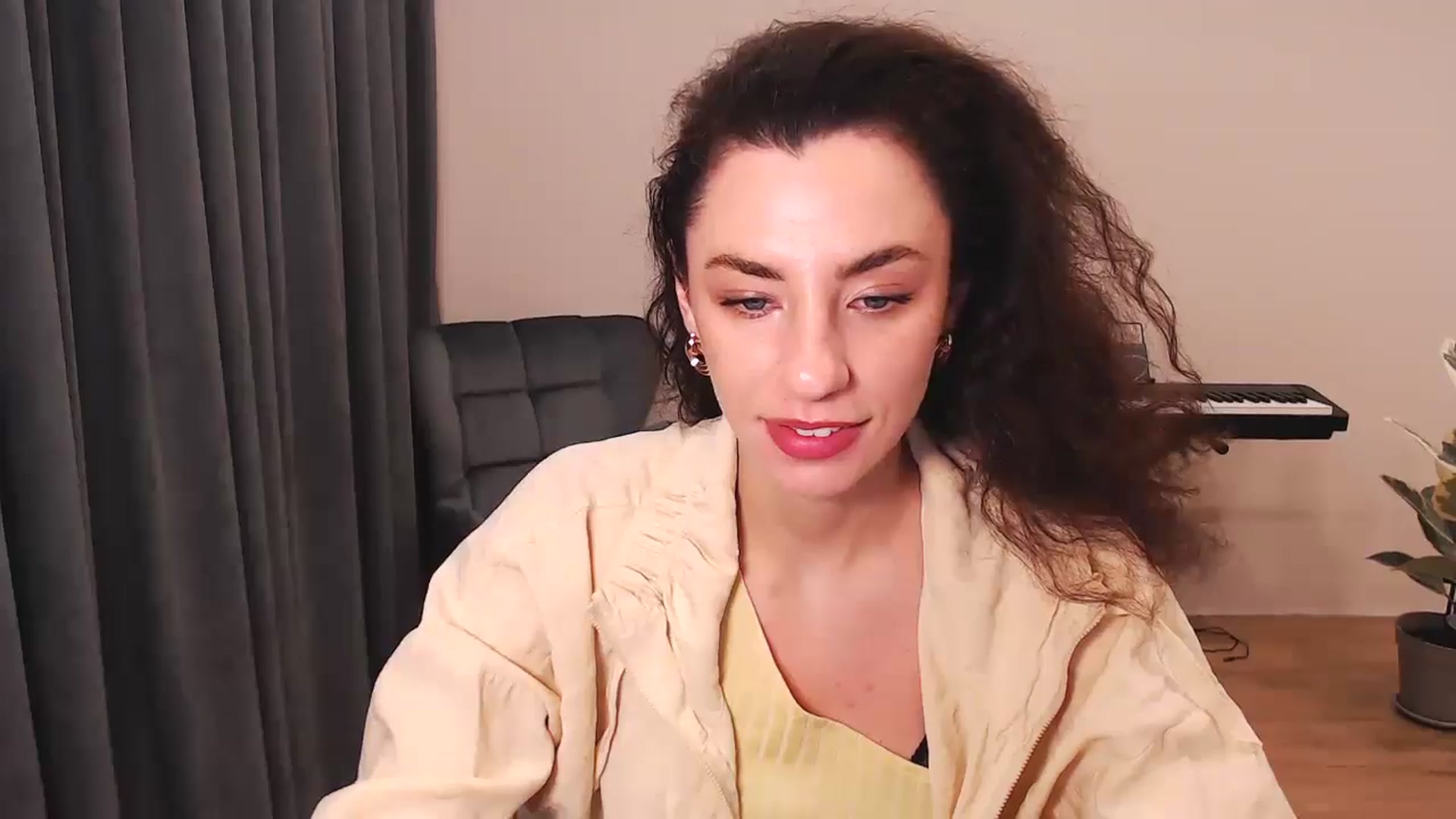 Gallery image thumbnail from Millla_Mi's myfreecams stream on, 06/02/2024, 05:51 image 13 of 20