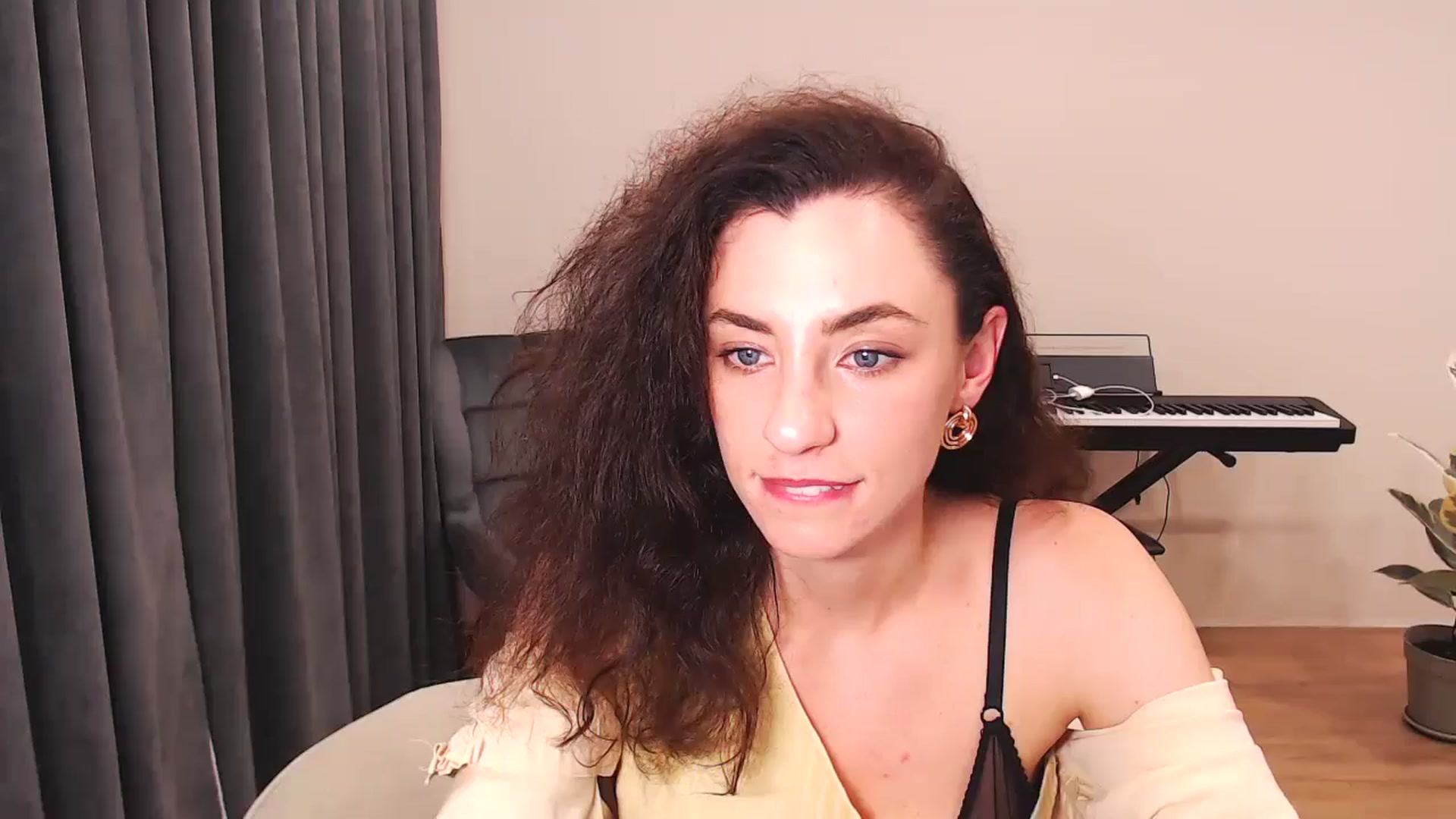 Gallery image thumbnail from Millla_Mi's myfreecams stream on, 06/02/2024, 16:36 image 1 of 20