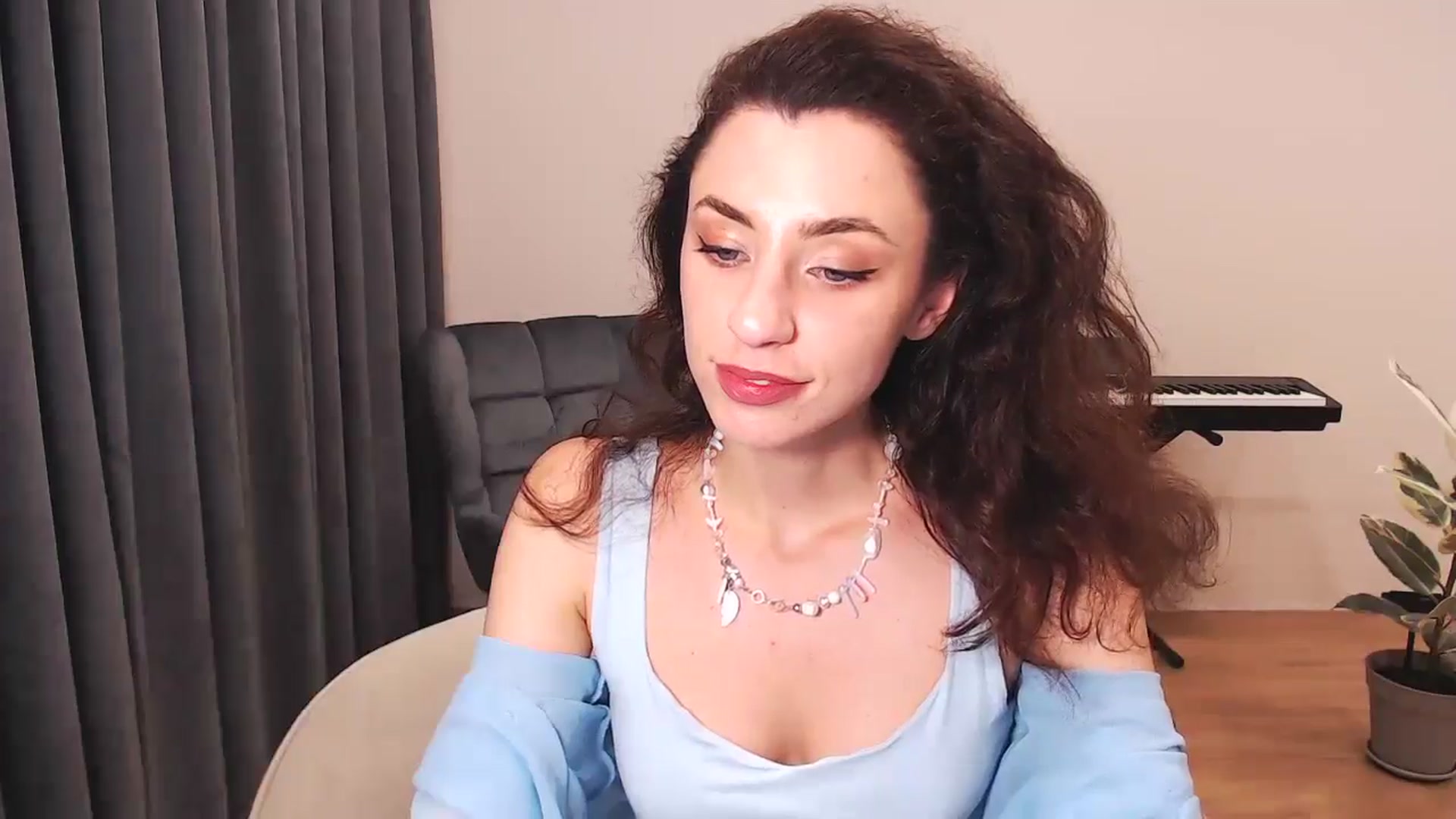 Gallery image thumbnail from Millla_Mi's myfreecams stream on, 06/09/2024, 15:10 image 17 of 20