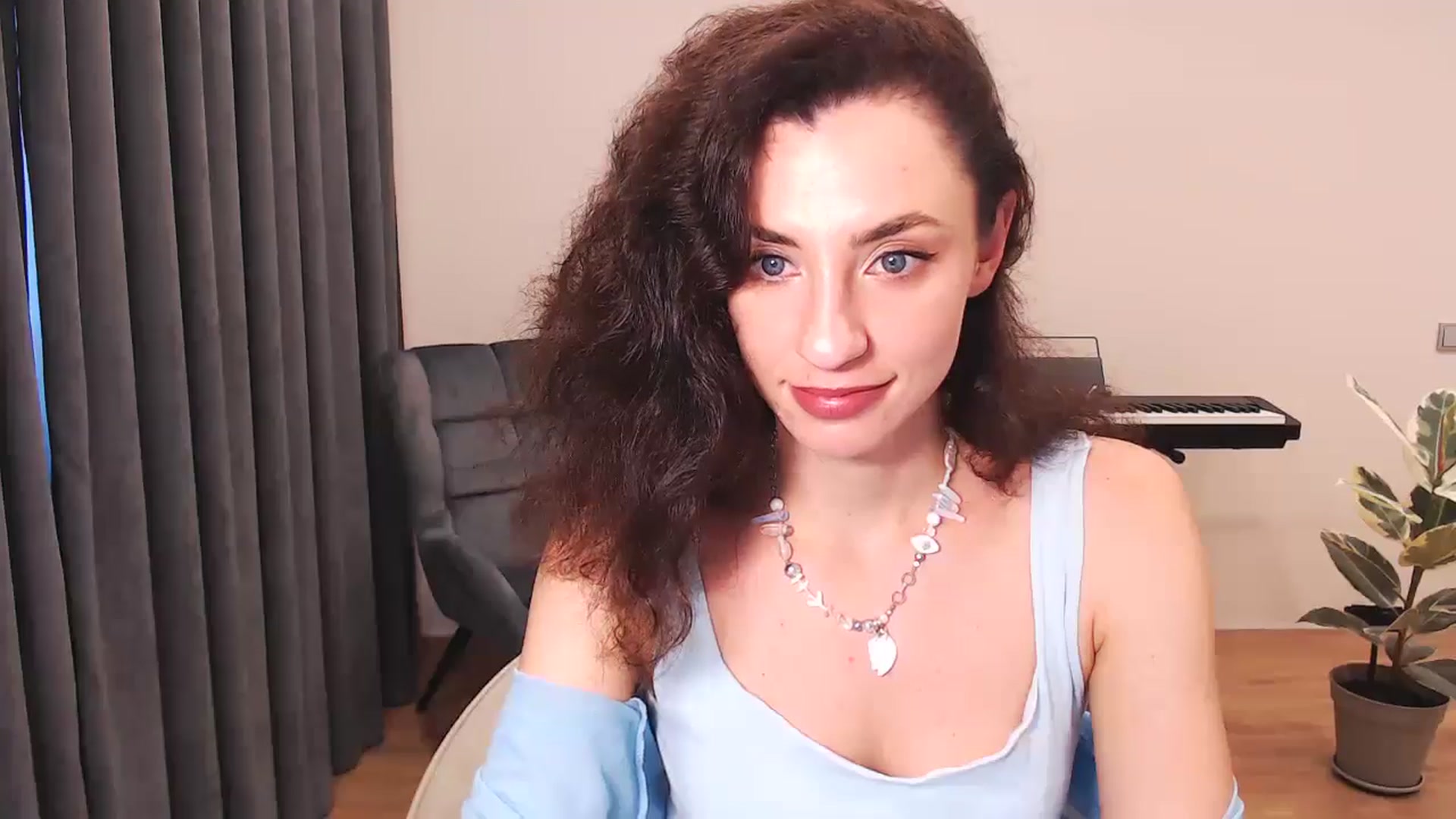 Gallery image thumbnail from Millla_Mi's myfreecams stream on, 06/09/2024, 18:35 image 6 of 20