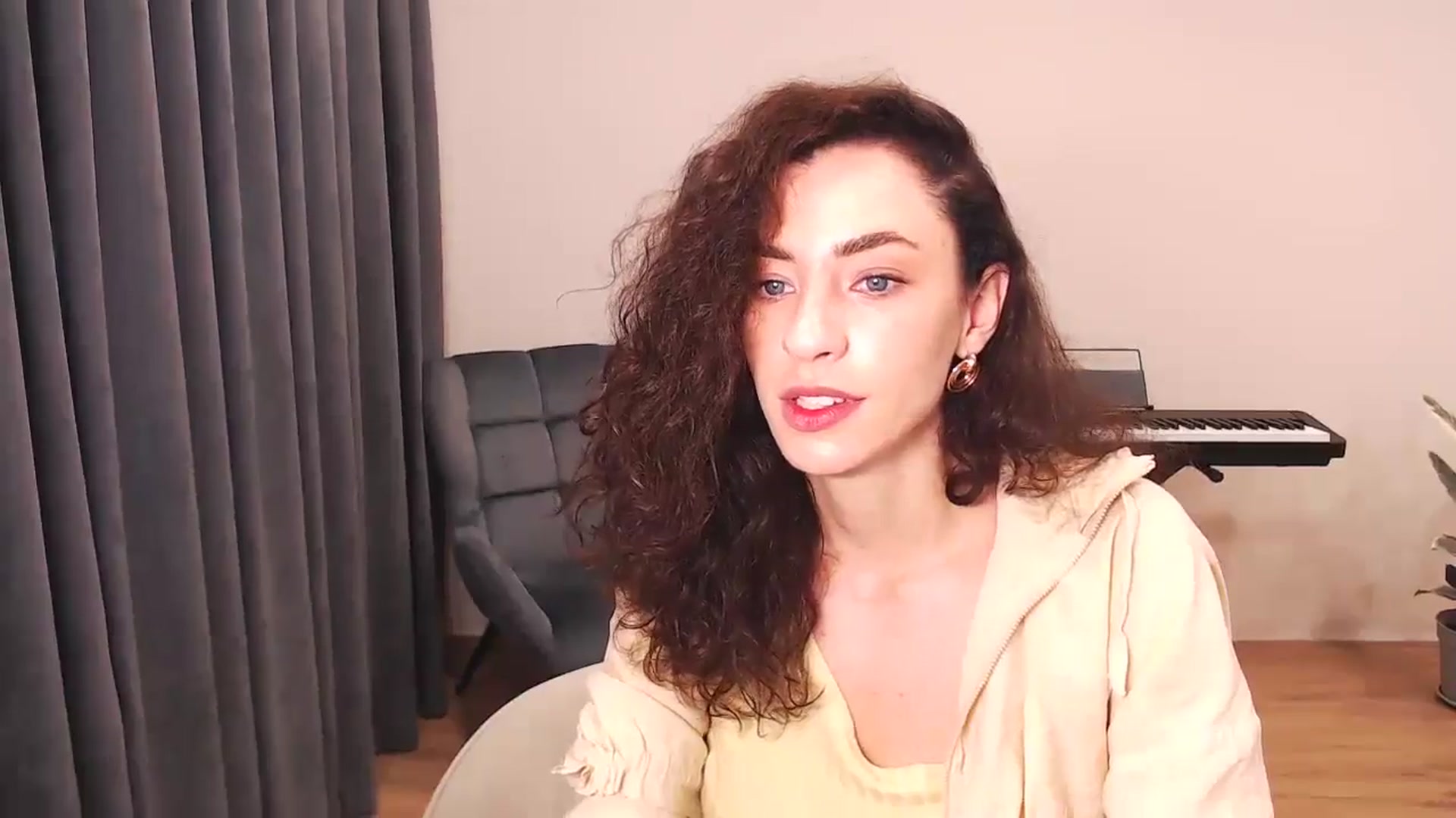 Gallery image thumbnail from Millla_Mi's myfreecams stream on, 06/30/2024, 07:42 image 17 of 20