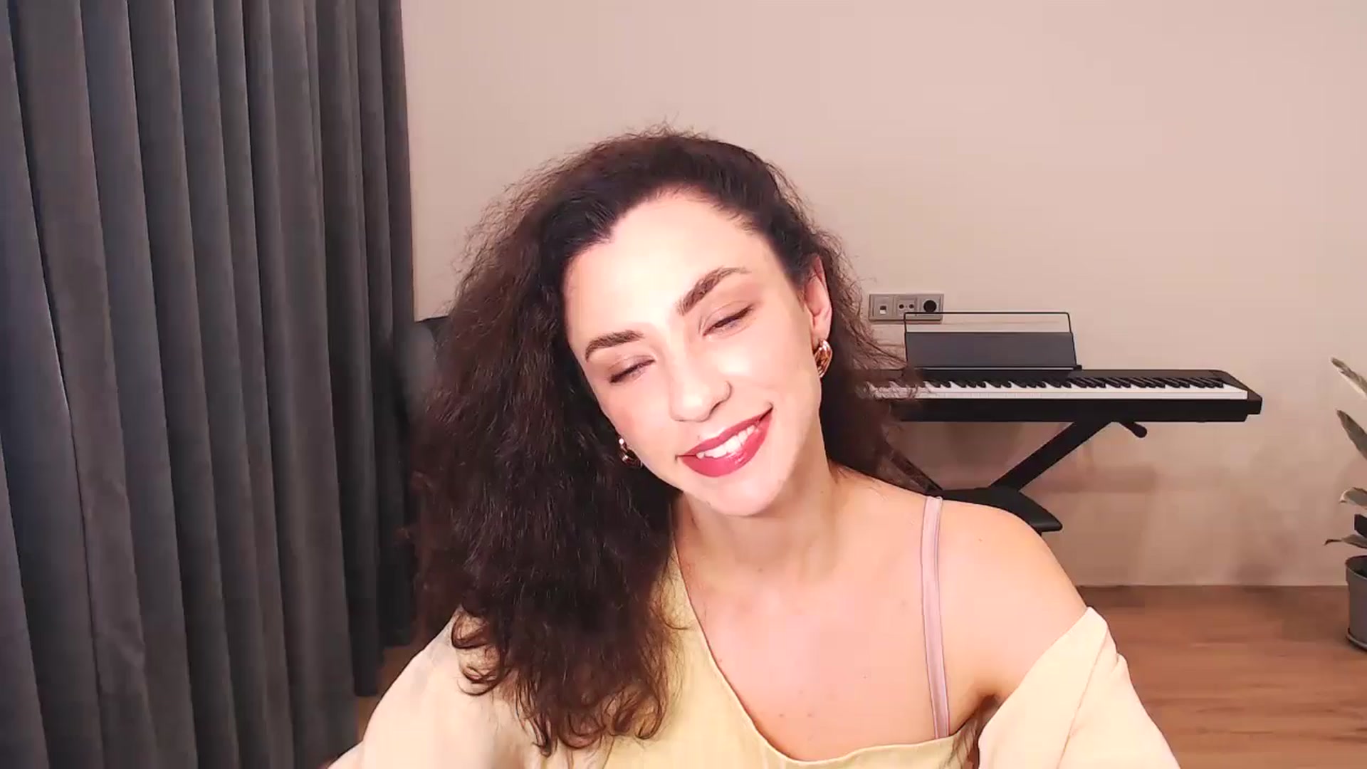 Gallery image thumbnail from Millla_Mi's myfreecams stream on, 06/30/2024, 13:53 image 1 of 20