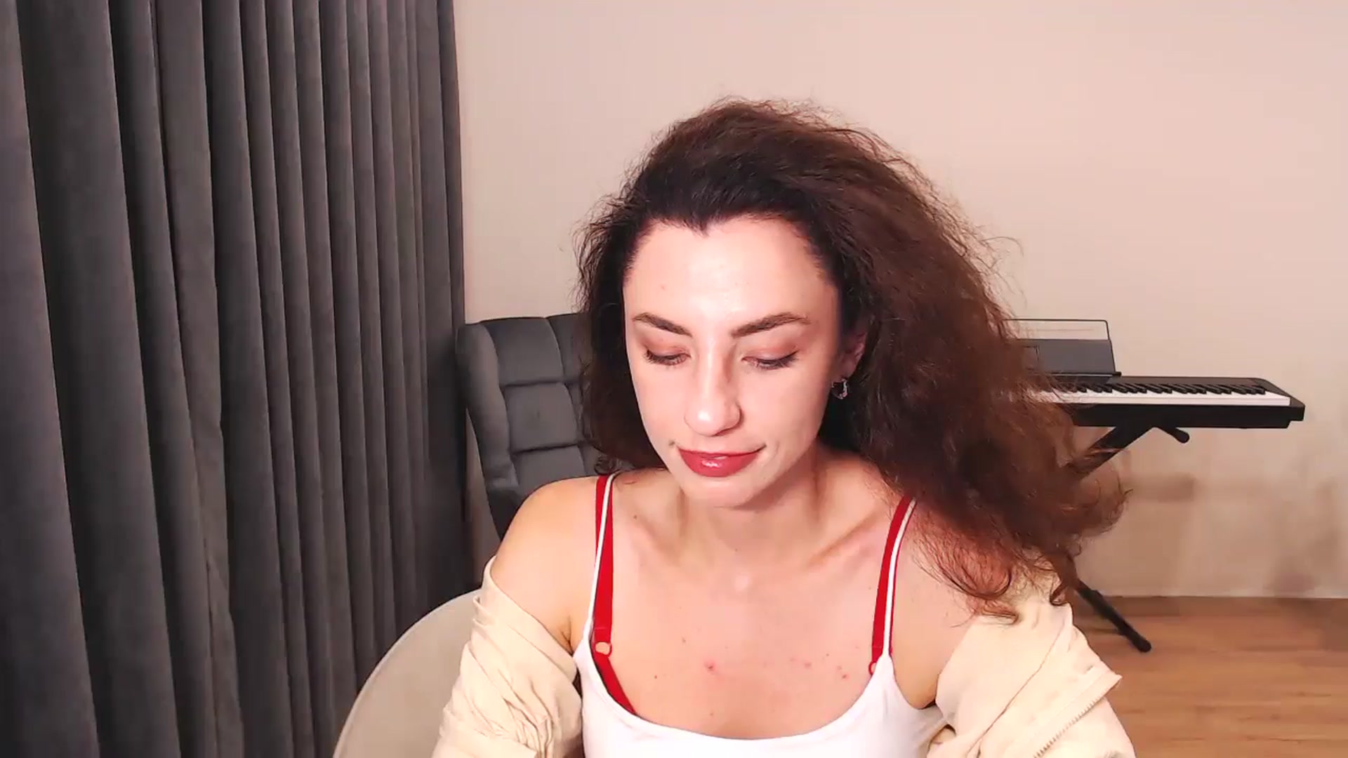 Gallery image thumbnail from Millla_Mi's myfreecams stream on, 07/06/2024, 18:58 image 19 of 20