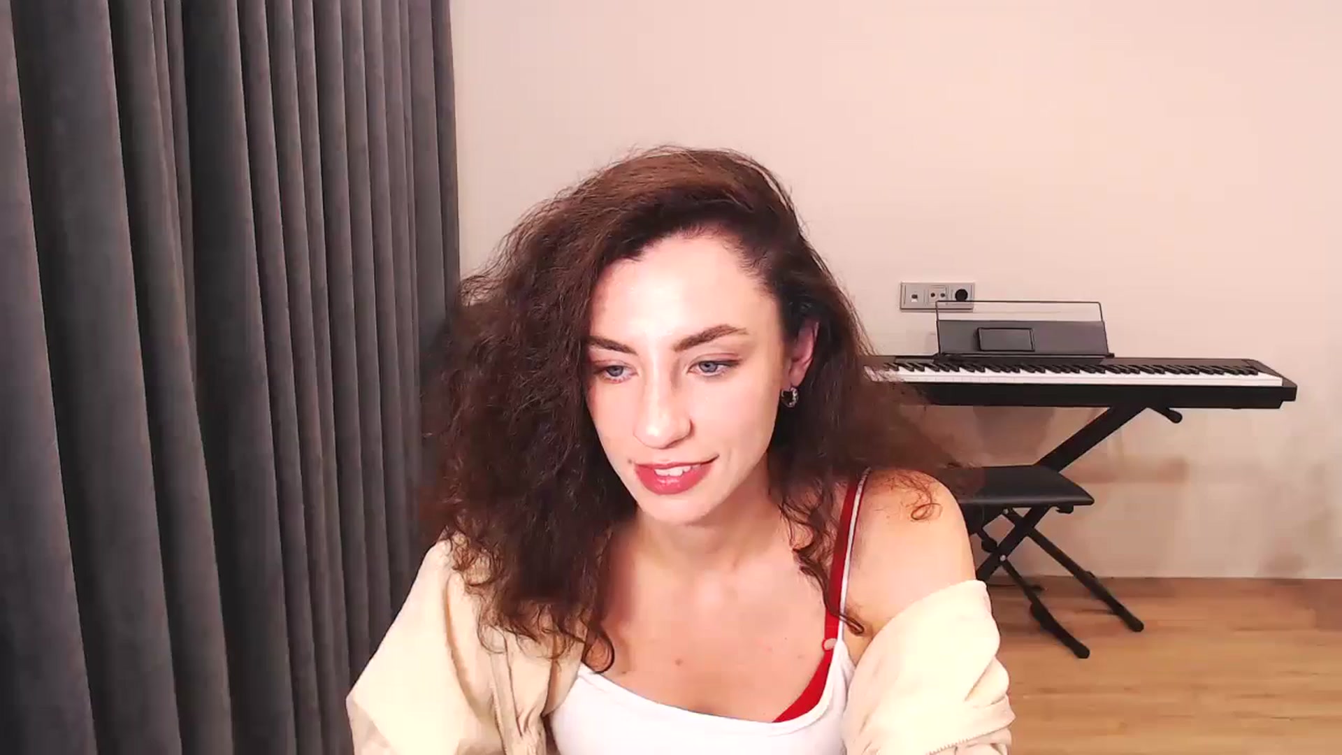 Gallery image thumbnail from Millla_Mi's myfreecams stream on, 07/06/2024, 20:05 image 20 of 20