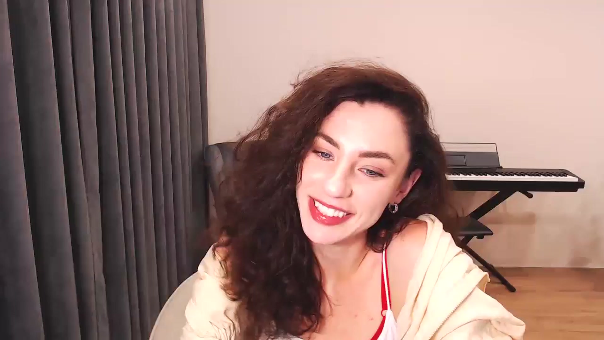 Gallery image thumbnail from Millla_Mi's myfreecams stream on, 07/06/2024, 20:05 image 1 of 20