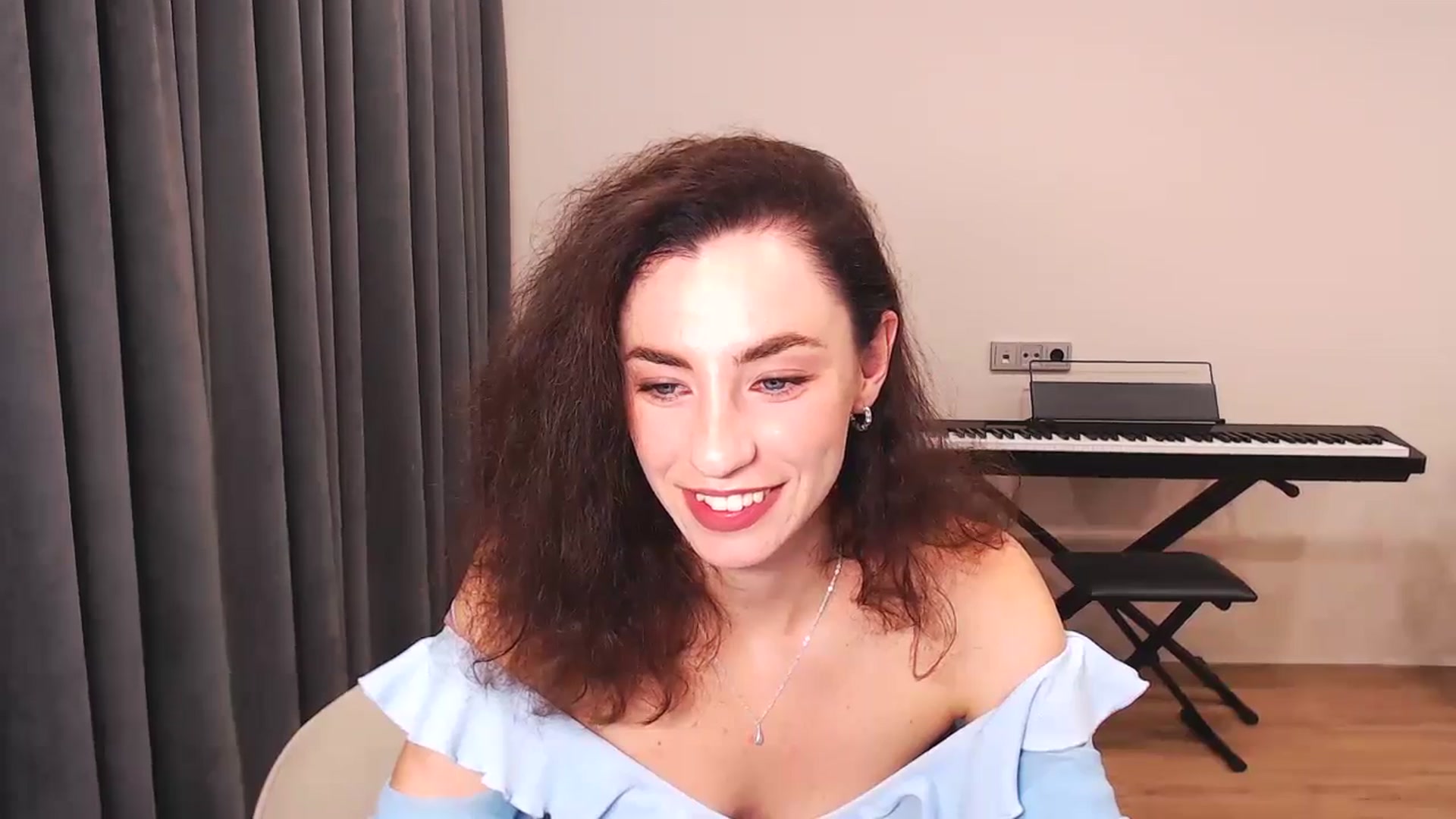 Gallery image thumbnail from Millla_Mi's myfreecams stream on, 07/13/2024, 20:00 image 10 of 20
