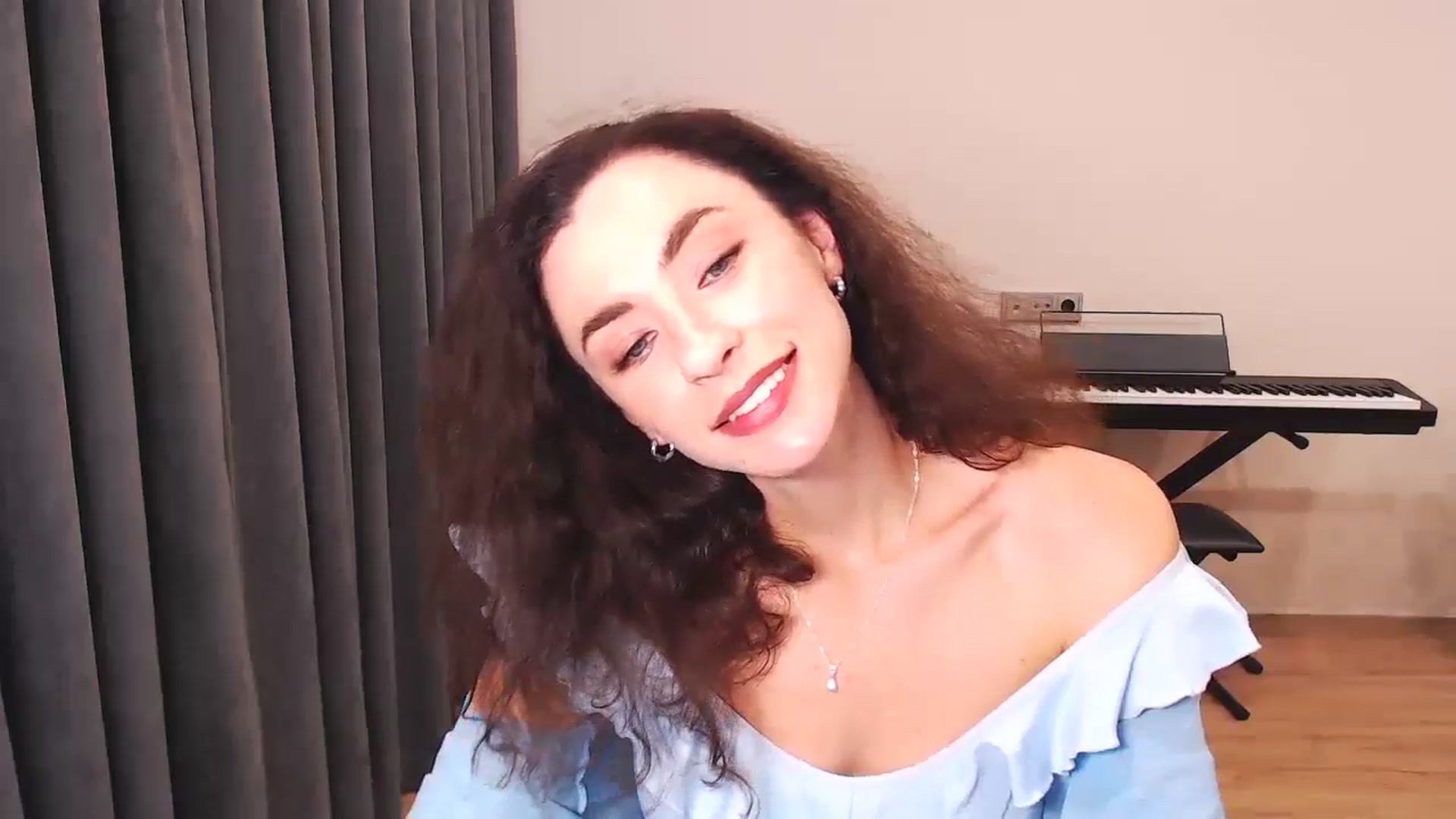 Gallery image thumbnail from Millla_Mi's myfreecams stream on, 07/13/2024, 20:17 image 9 of 20