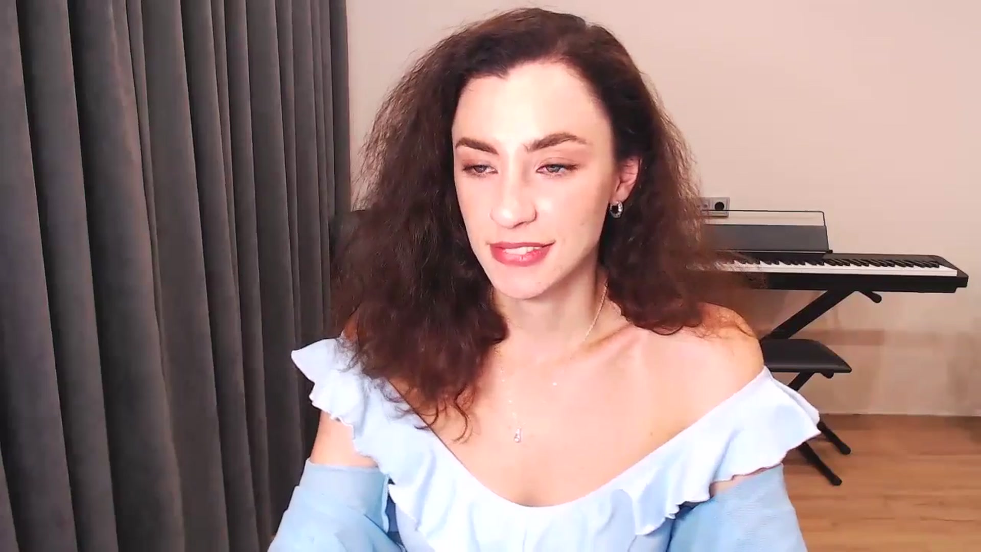Gallery image thumbnail from Millla_Mi's myfreecams stream on, 07/13/2024, 20:17 image 6 of 20