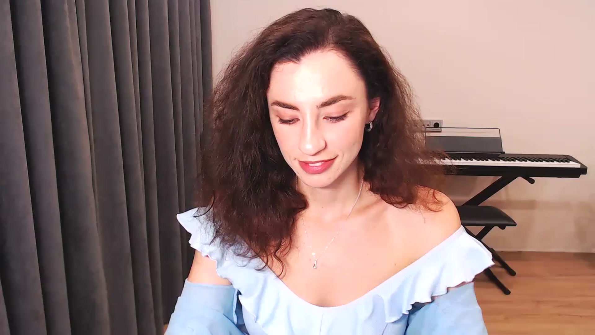 Gallery image thumbnail from Millla_Mi's myfreecams stream on, 07/13/2024, 20:17 image 7 of 20