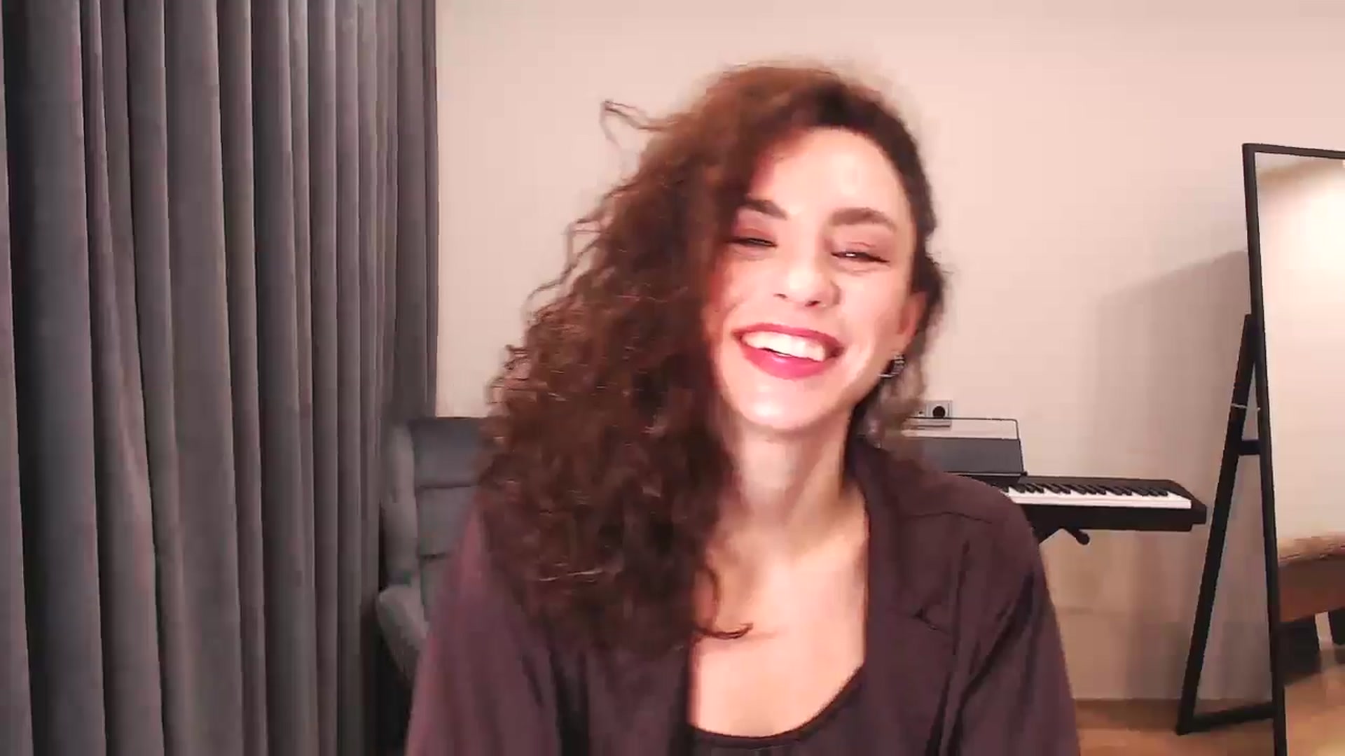 Gallery image thumbnail from Millla_Mi's myfreecams stream on, 08/03/2024, 19:57 image 18 of 20