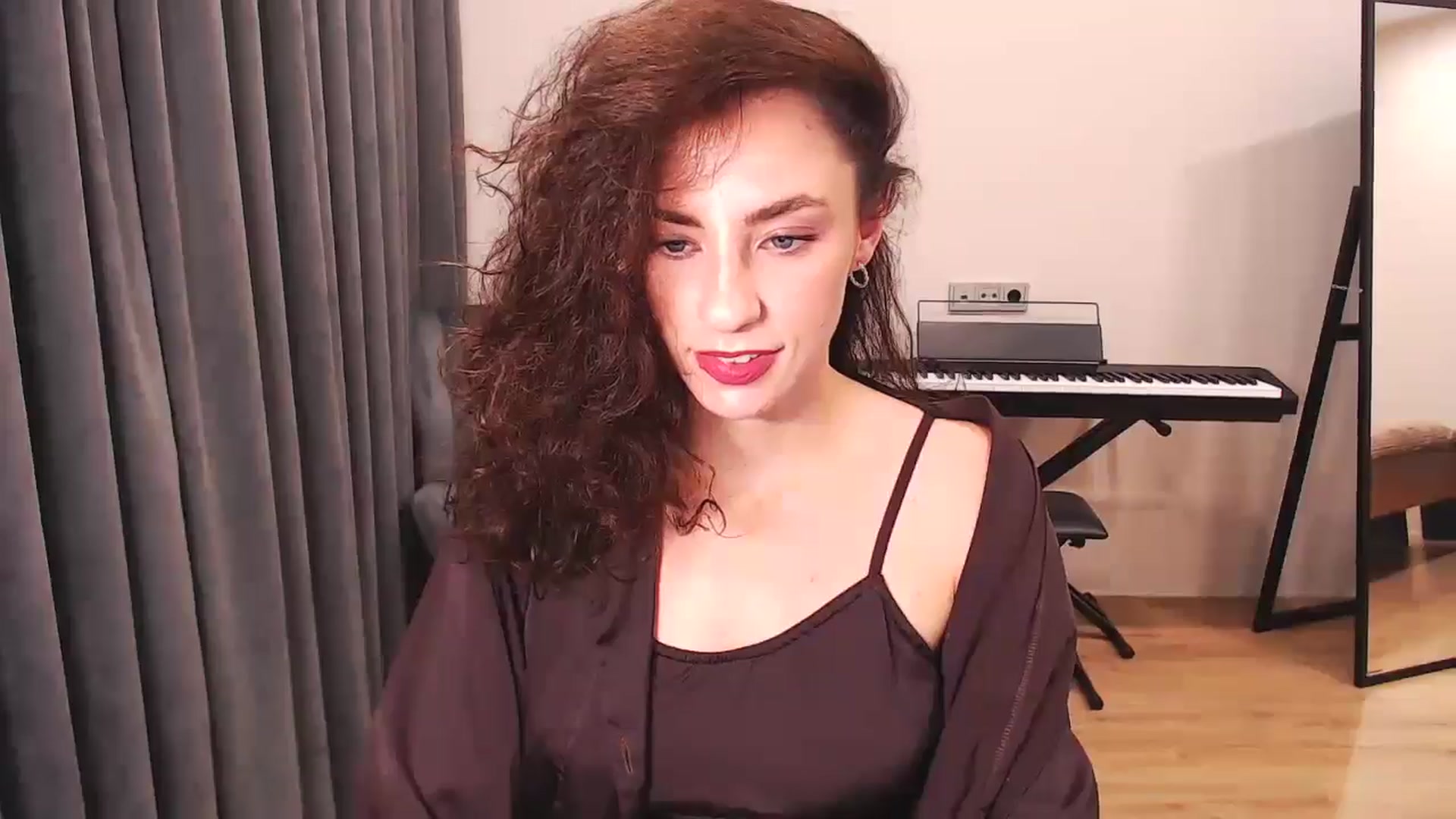 Gallery image thumbnail from Millla_Mi's myfreecams stream on, 08/03/2024, 19:57 image 5 of 20