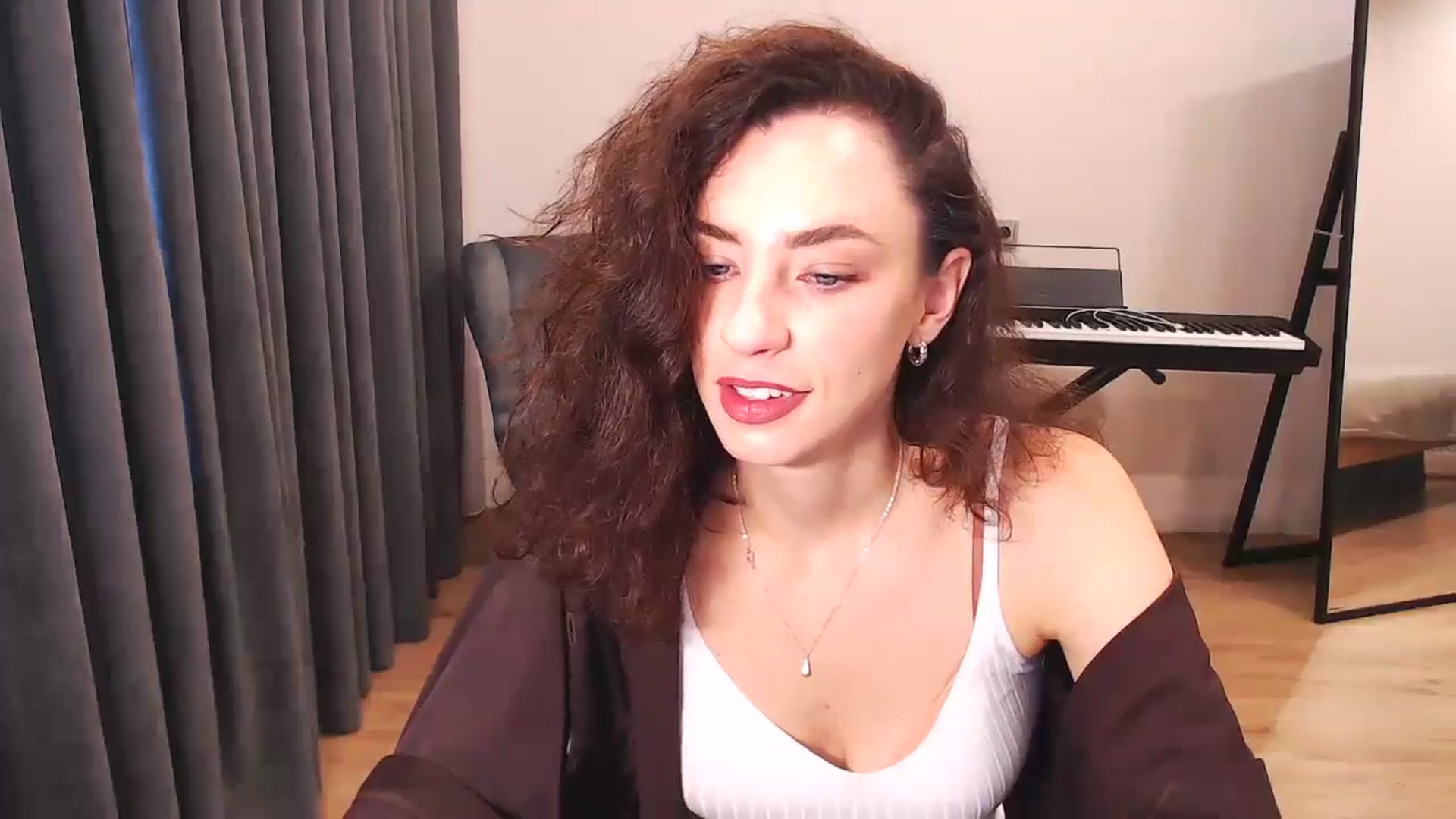 Gallery image thumbnail from Millla_Mi's myfreecams stream on, 08/17/2024, 06:08 image 19 of 20