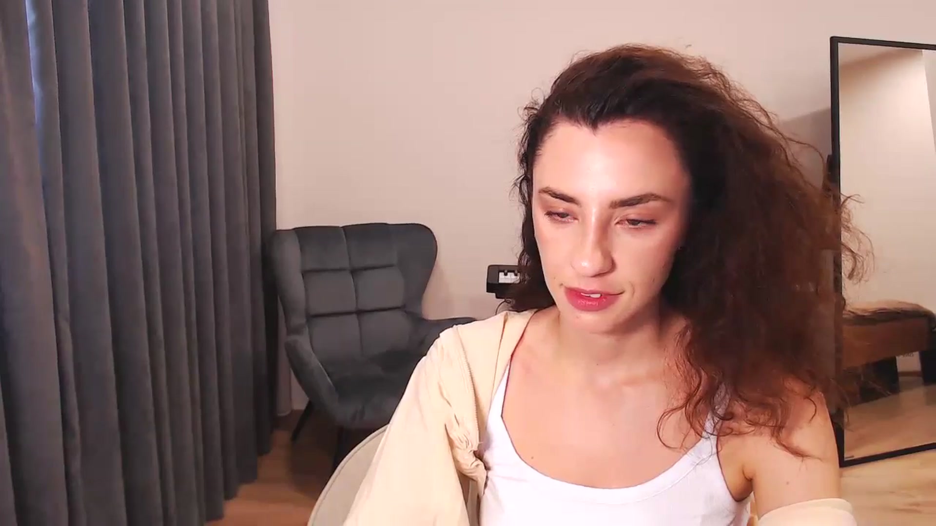 Gallery image thumbnail from Millla_Mi's myfreecams stream on, 08/25/2024, 08:23 image 19 of 20