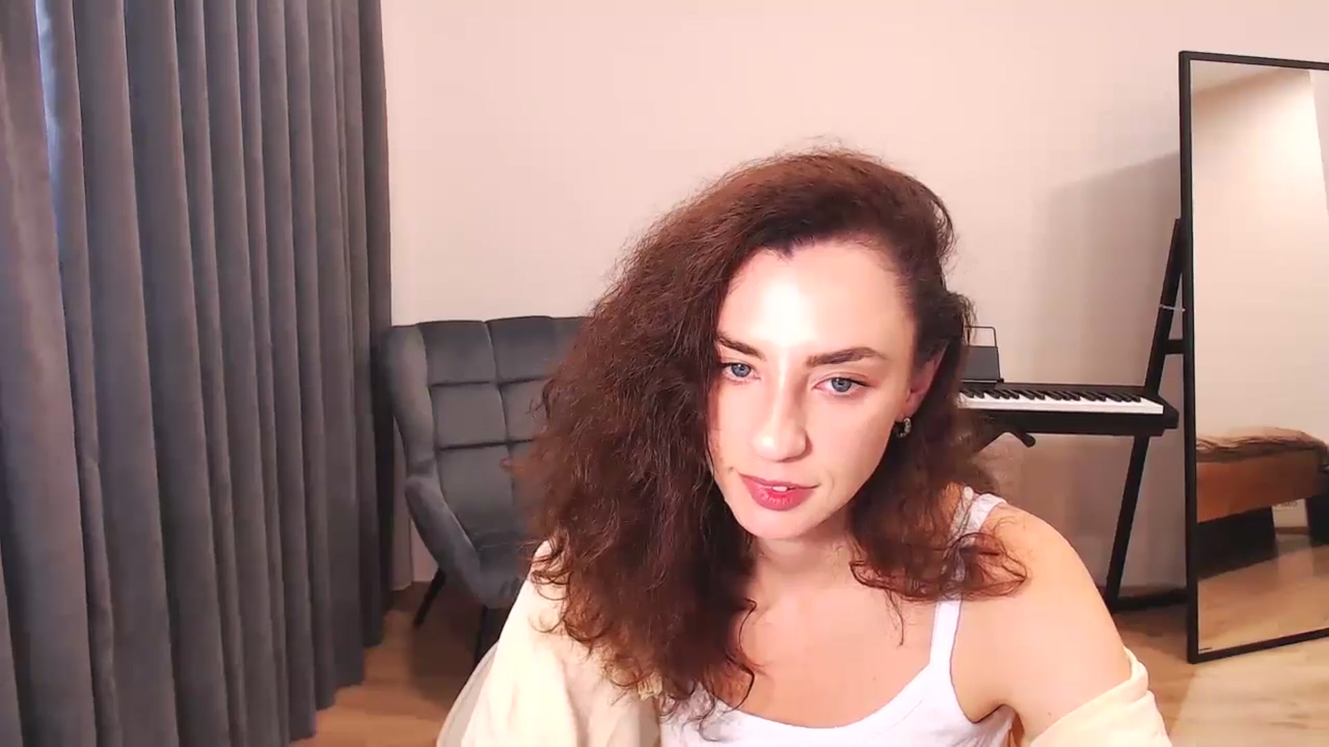Gallery image thumbnail from Millla_Mi's myfreecams stream on, 08/25/2024, 08:23 image 17 of 20