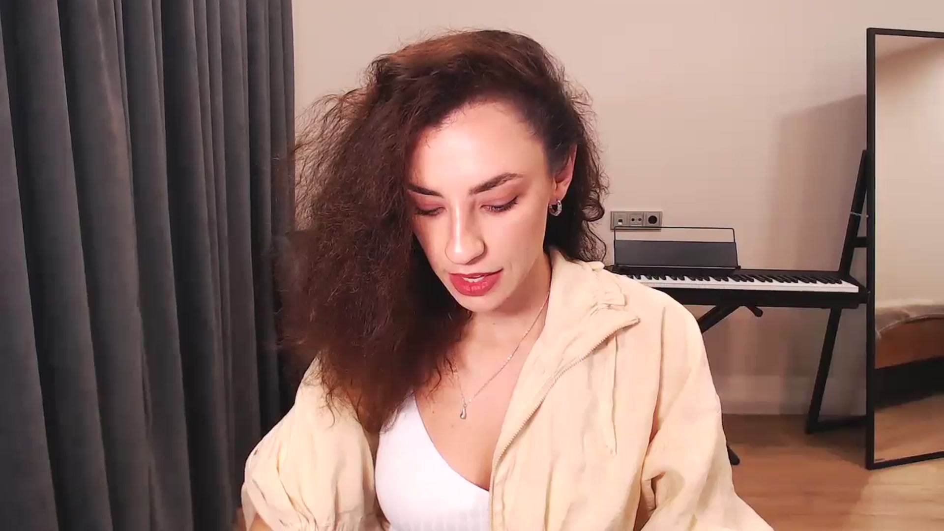 Gallery image thumbnail from Millla_Mi's myfreecams stream on, 08/31/2024, 06:24 image 17 of 20