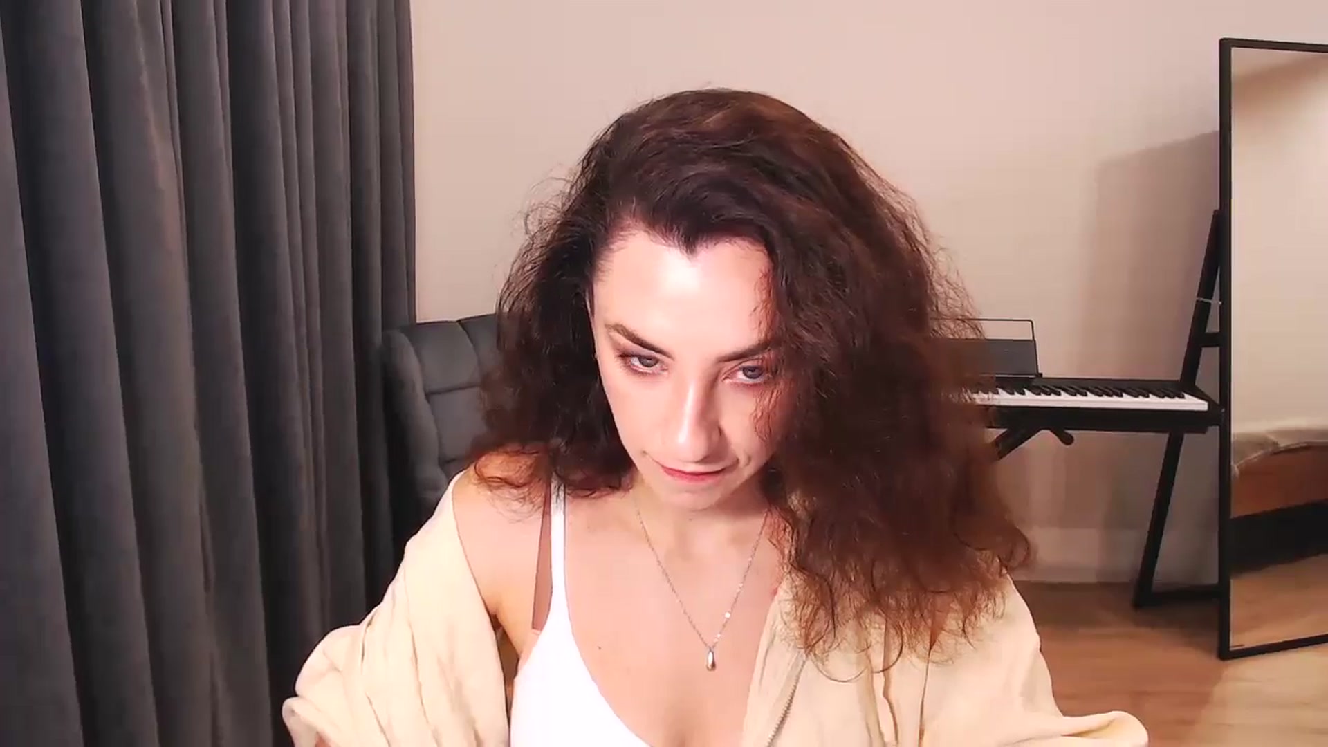 Gallery image thumbnail from Millla_Mi's myfreecams stream on, 08/31/2024, 06:24 image 10 of 20