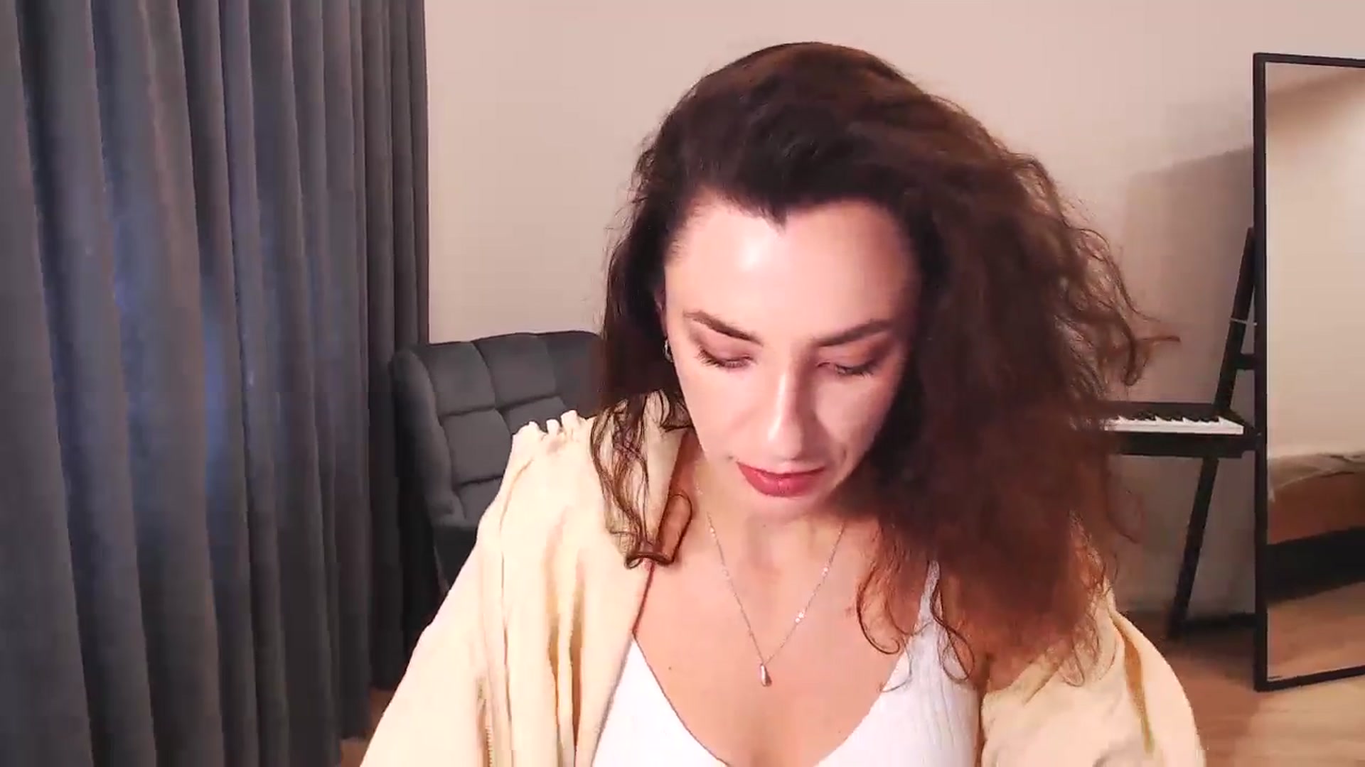 Gallery image thumbnail from Millla_Mi's myfreecams stream on, 08/31/2024, 09:33 image 18 of 20