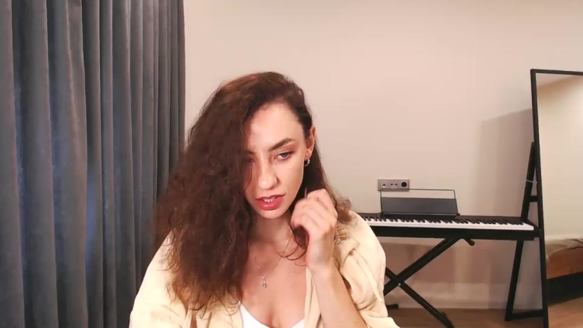 Gallery image thumbnail from Millla_Mi's myfreecams stream on, 08/31/2024, 09:50 image 14 of 20