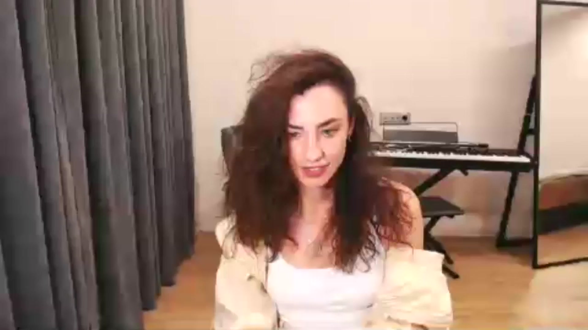 Gallery image thumbnail from Millla_Mi's myfreecams stream on, 09/08/2024, 15:49 image 4 of 20