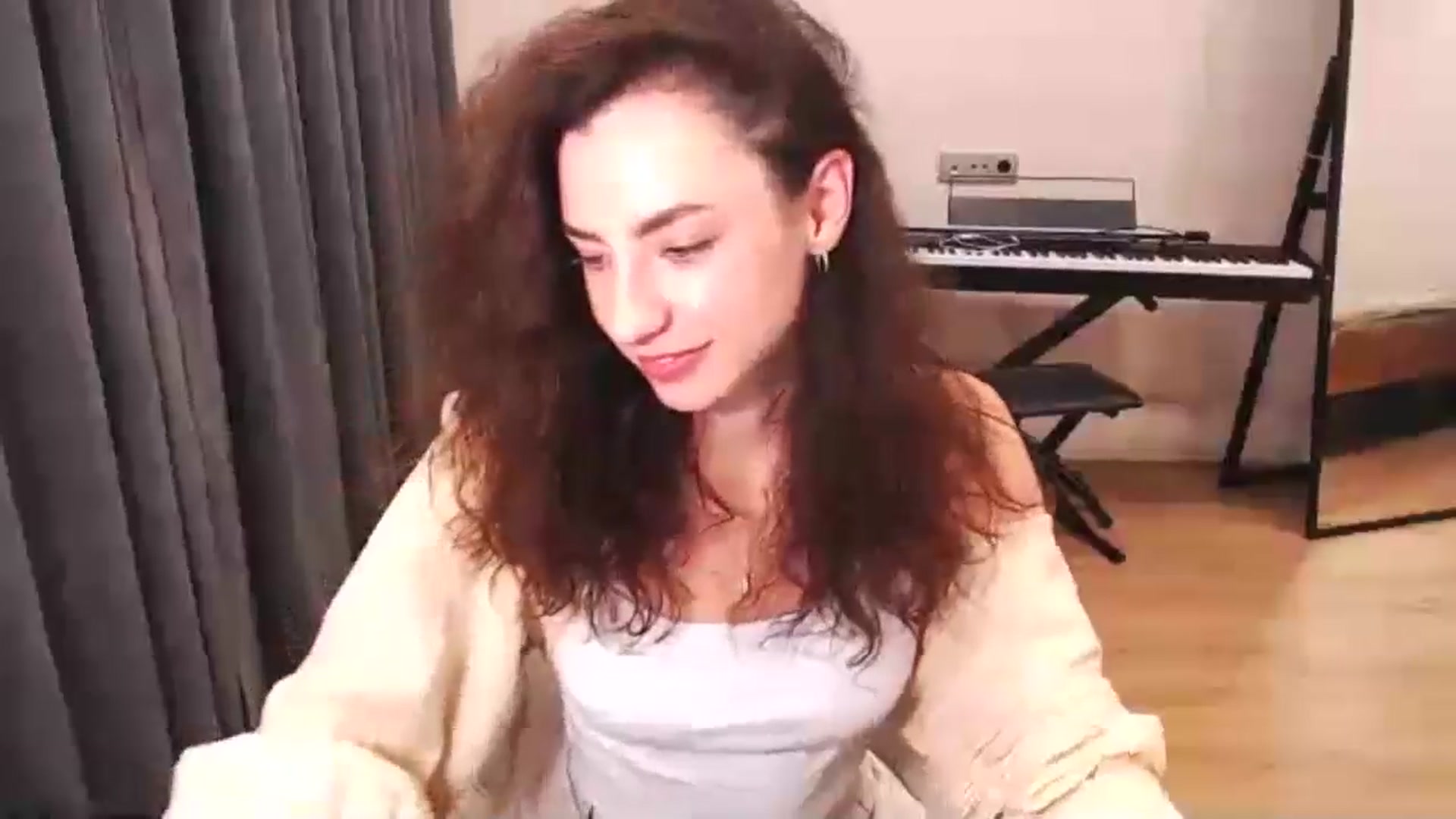 Gallery image thumbnail from Millla_Mi's myfreecams stream on, 09/08/2024, 16:12 image 4 of 20