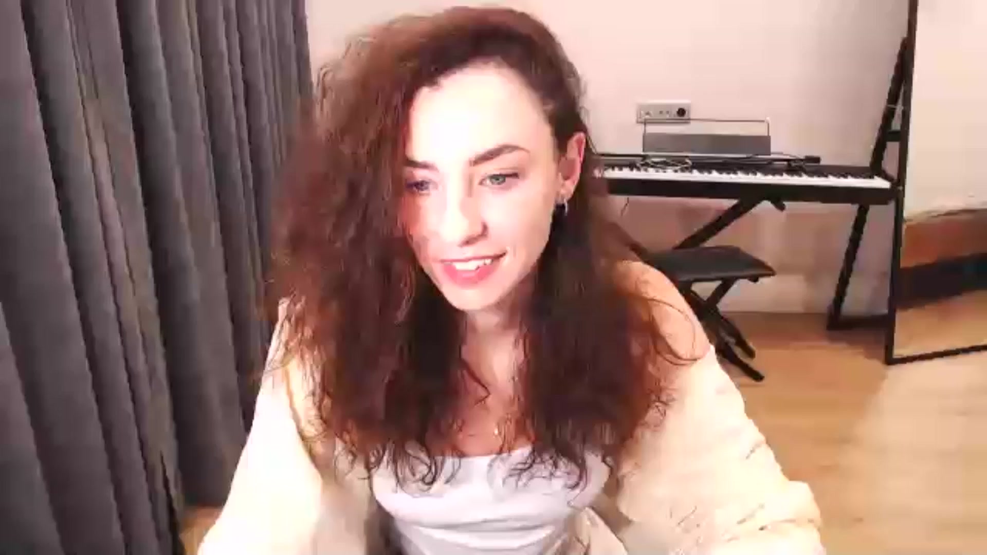 Gallery image thumbnail from Millla_Mi's myfreecams stream on, 09/08/2024, 16:12 image 7 of 20