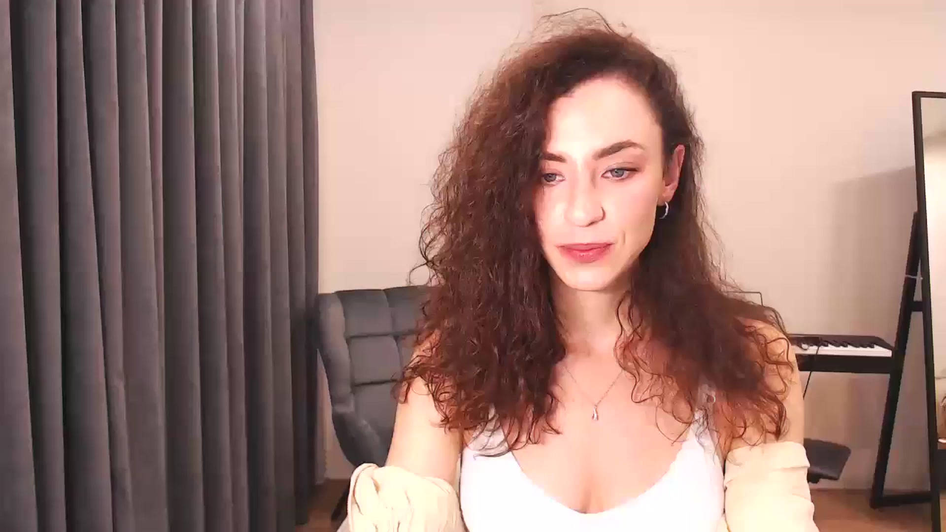 Gallery image thumbnail from Millla_Mi's myfreecams stream on, 09/22/2024, 17:28 image 2 of 20