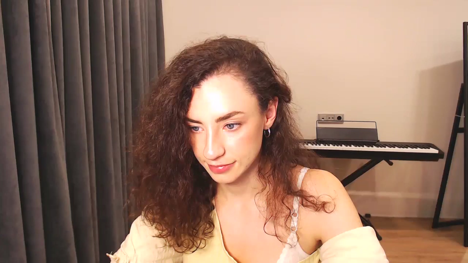 Gallery image thumbnail from Millla_Mi's myfreecams stream on, 09/28/2024, 19:16 image 19 of 20