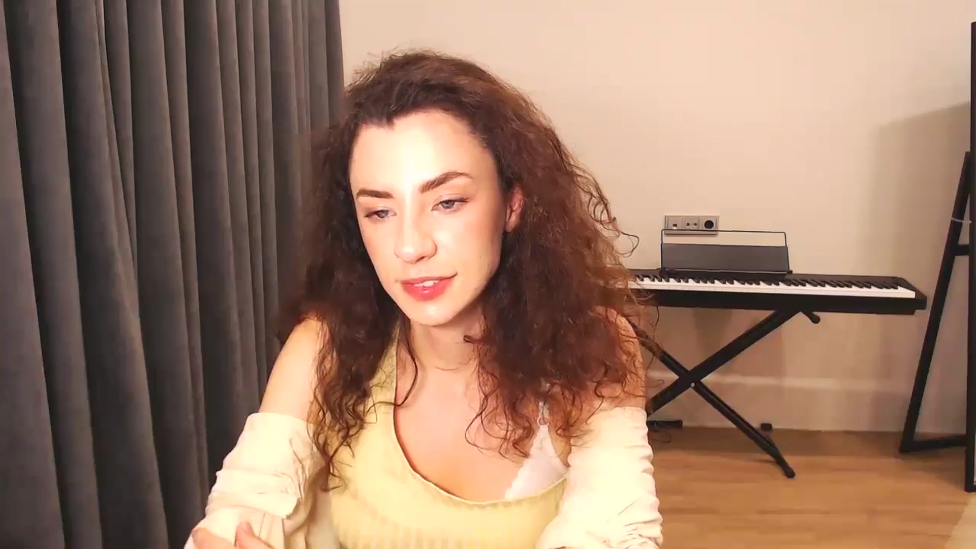 Gallery image thumbnail from Millla_Mi's myfreecams stream on, 09/28/2024, 19:16 image 15 of 20
